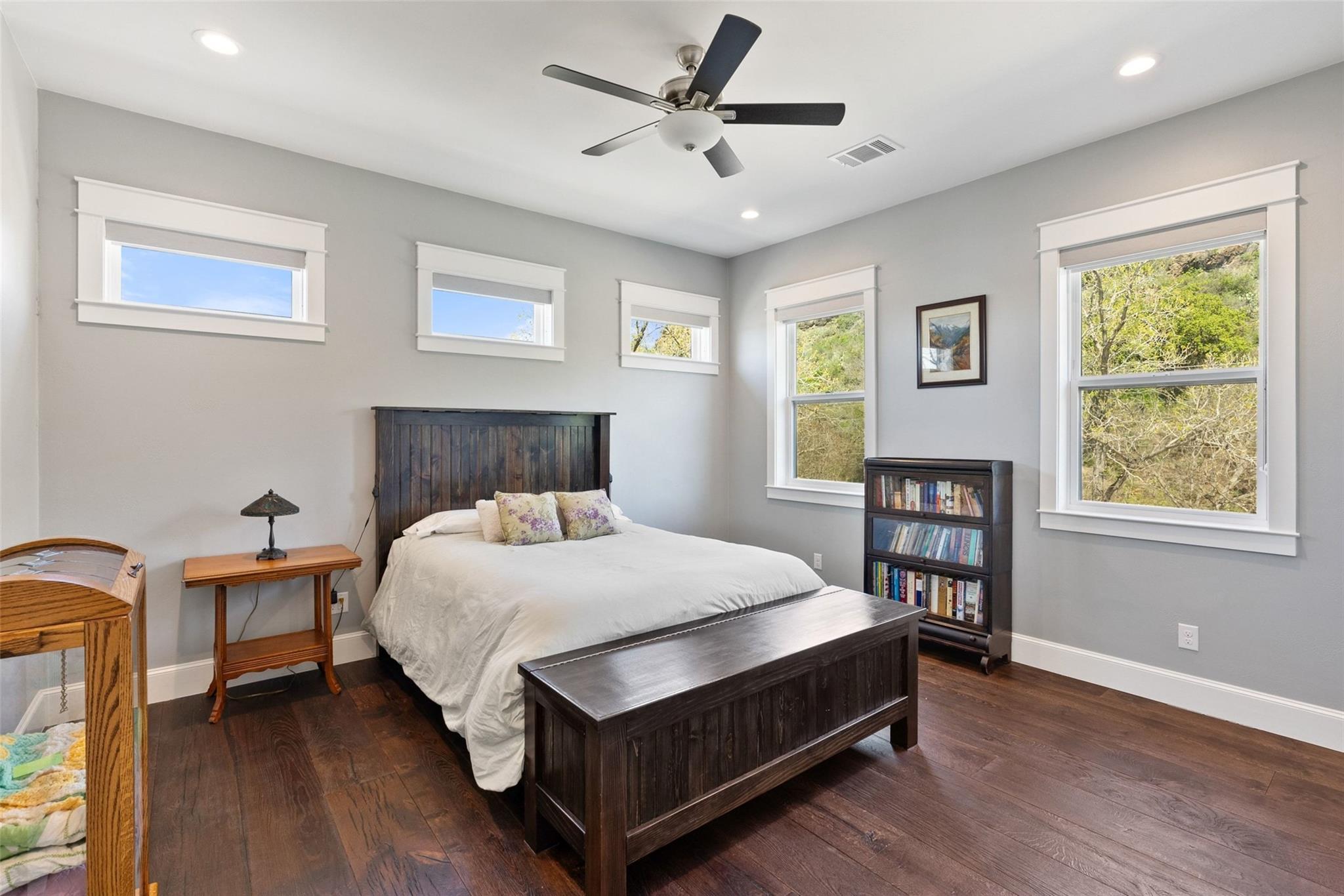 926 Scenic Loop, Kingsland, TX 78639