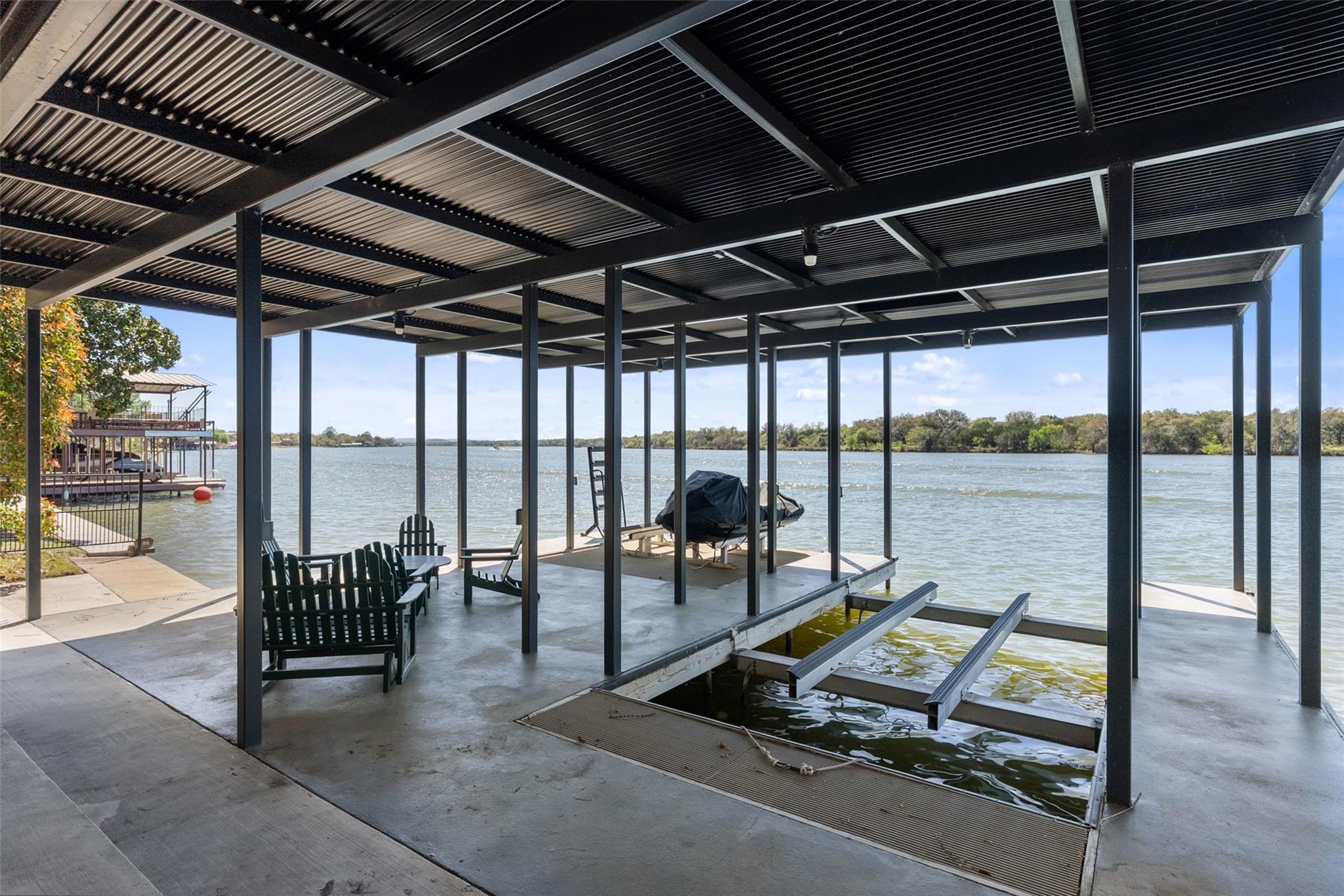 926 Scenic Loop, Kingsland, TX 78639