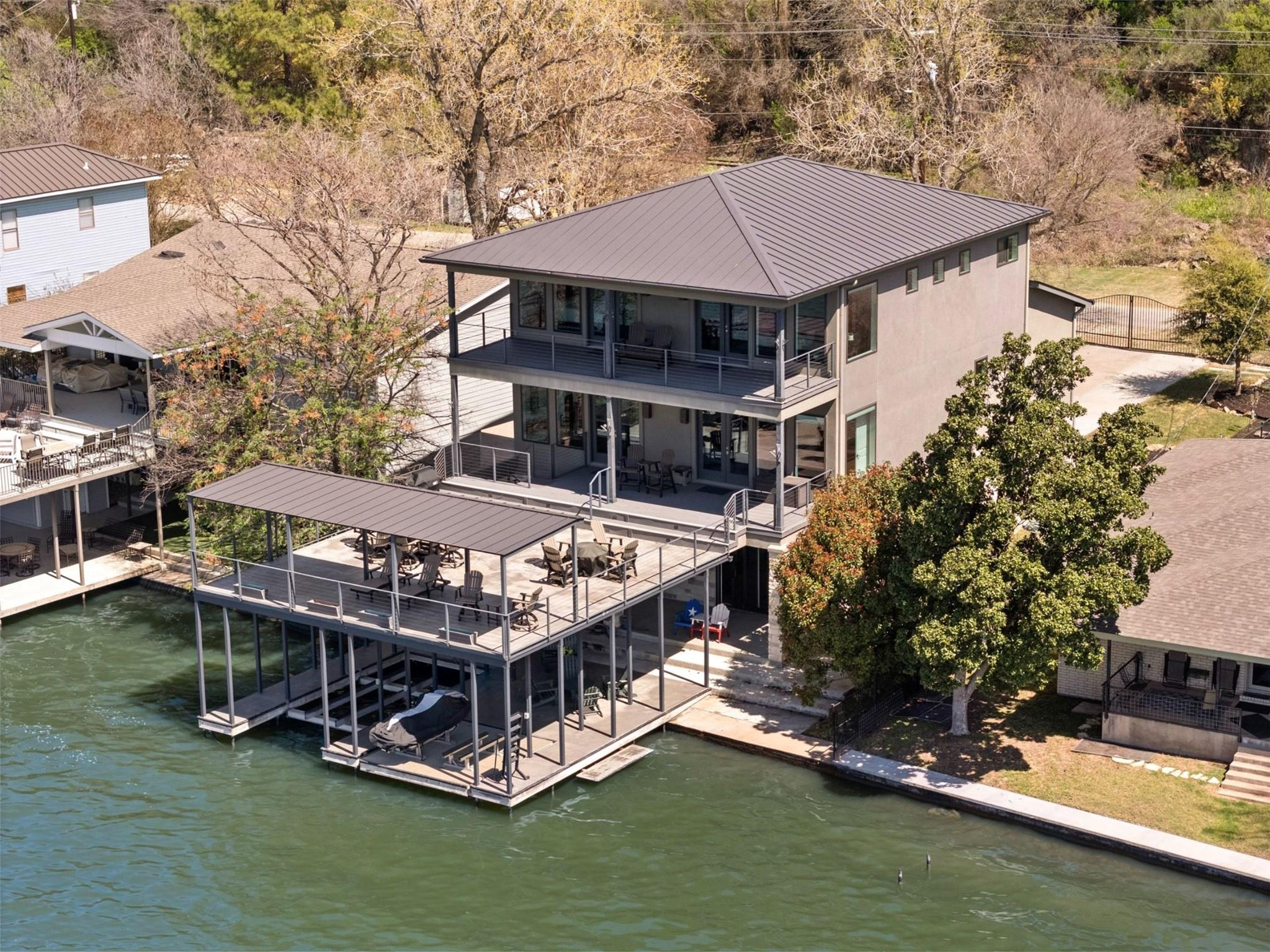 926 Scenic Loop, Kingsland, TX 78639