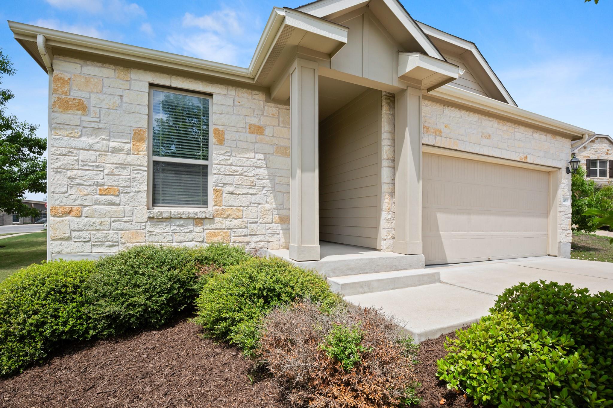 10012 Epic Knoll Dr, Austin, TX 78747