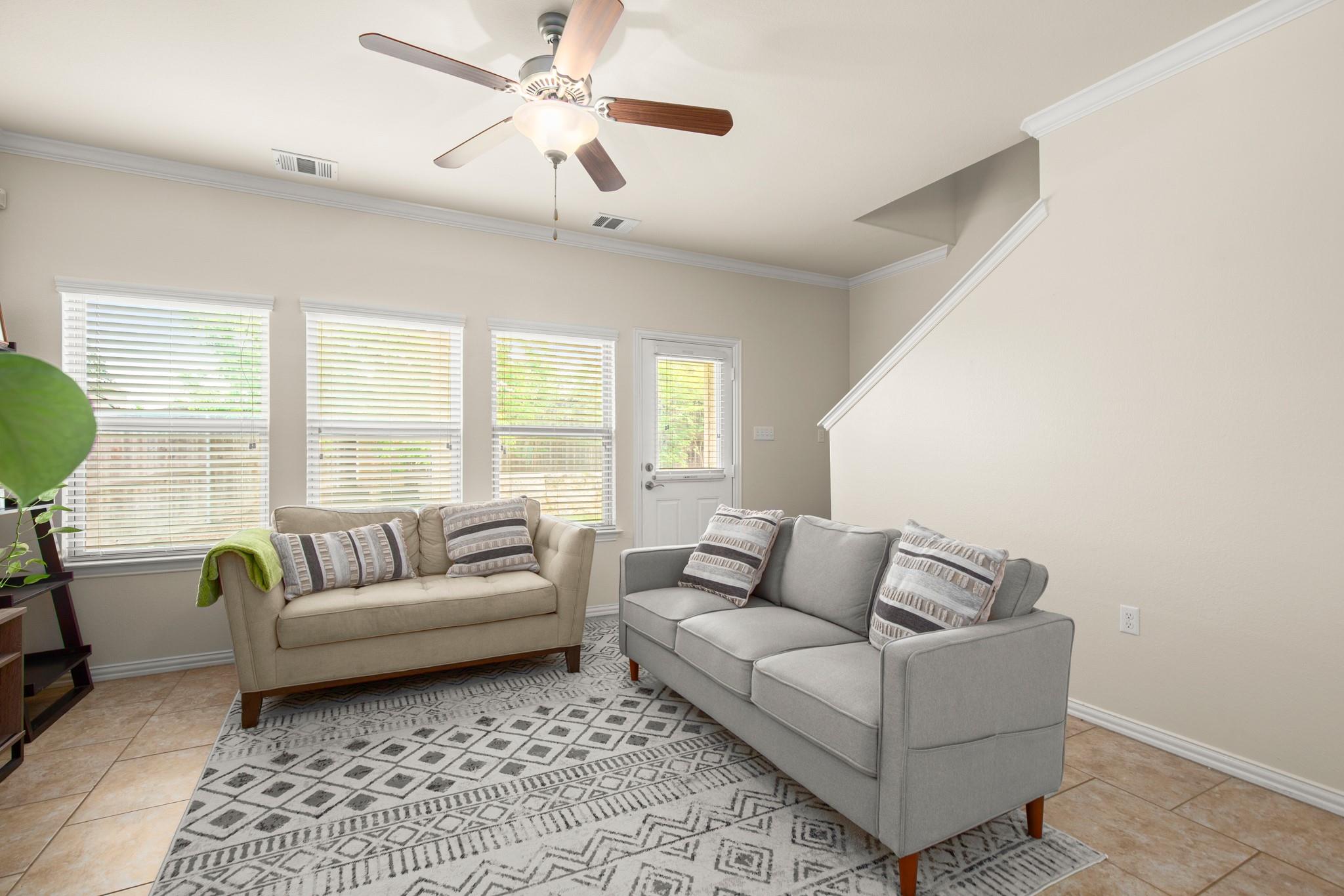 10012 Epic Knoll Dr, Austin, TX 78747