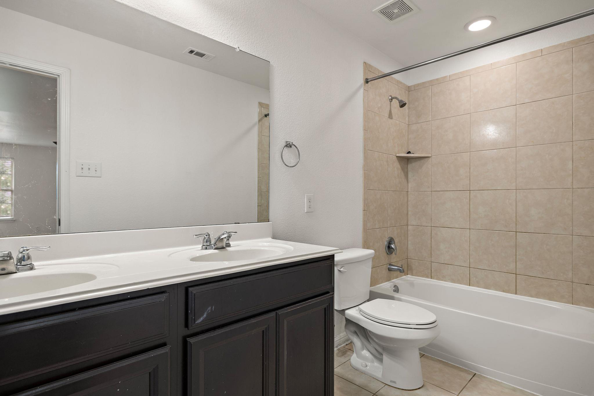 1013 Matheson Dr, Leander, TX 78641