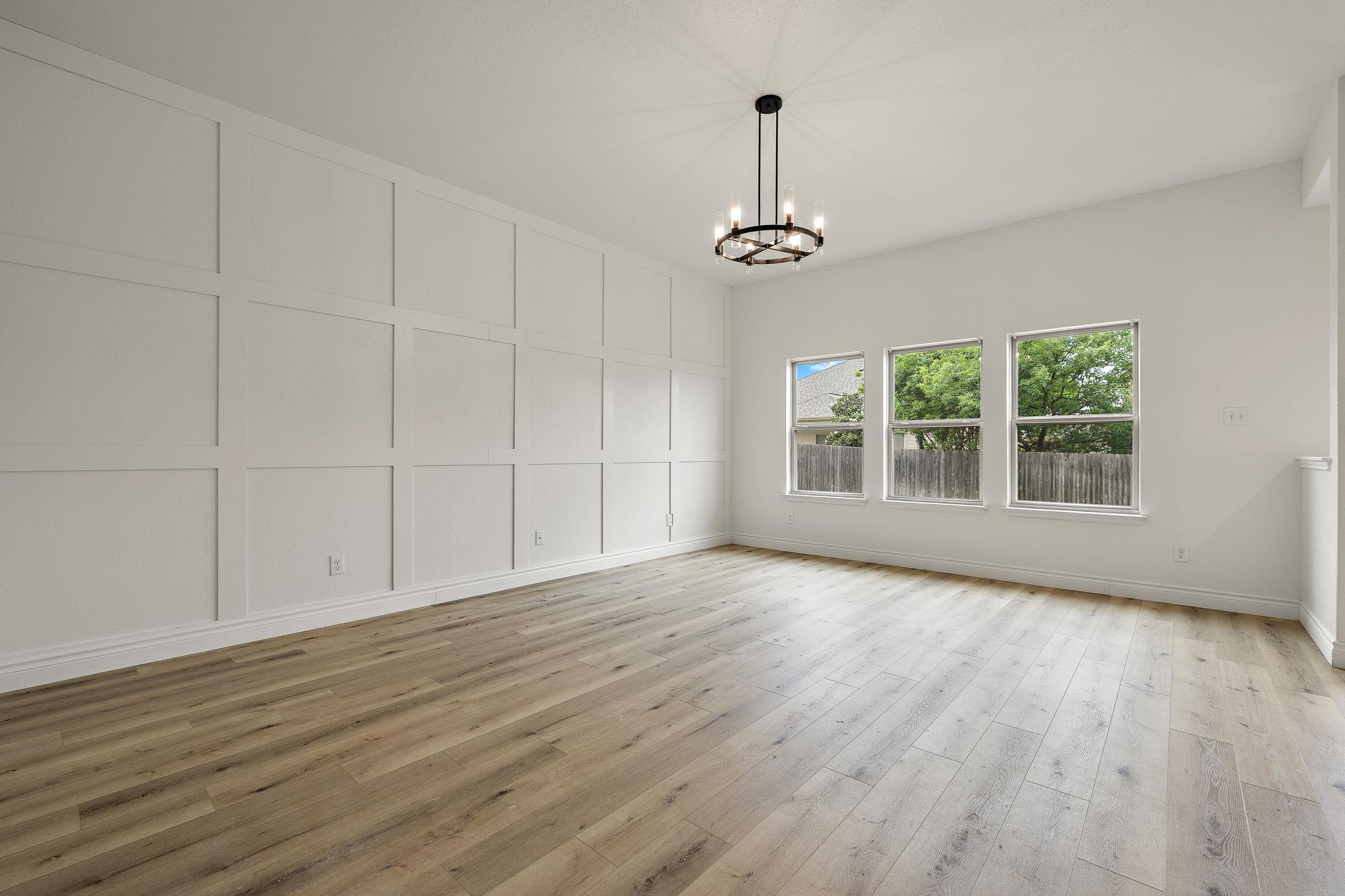 1013 Matheson Dr, Leander, TX 78641