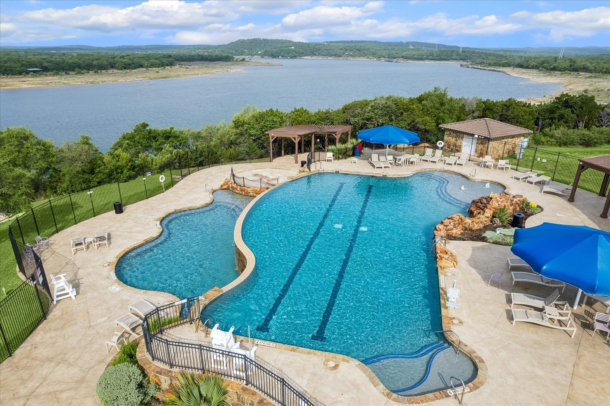 8008 Purple Aster Pass, Lago Vista, TX 78645