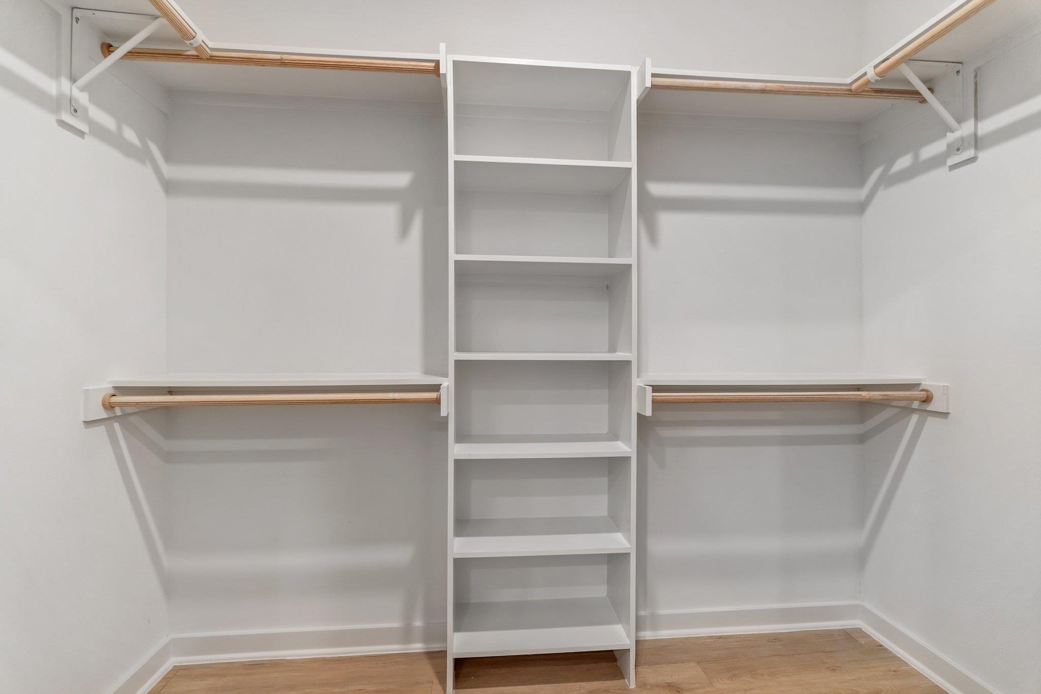 100 W Mockingbird Ln, Austin, TX 78745