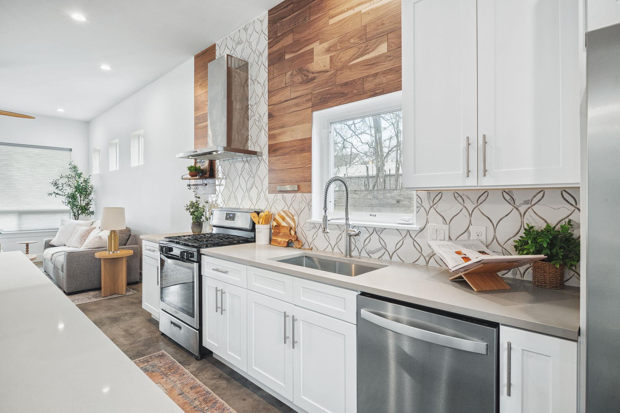 1218 Eleanor St # 1, Austin, TX 78721