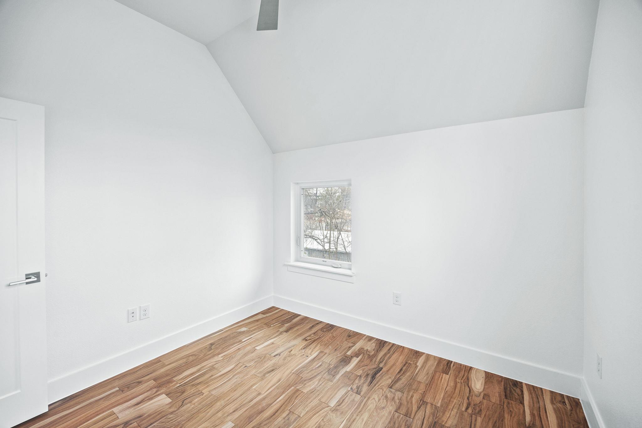 1218 Eleanor St # 1, Austin, TX 78721