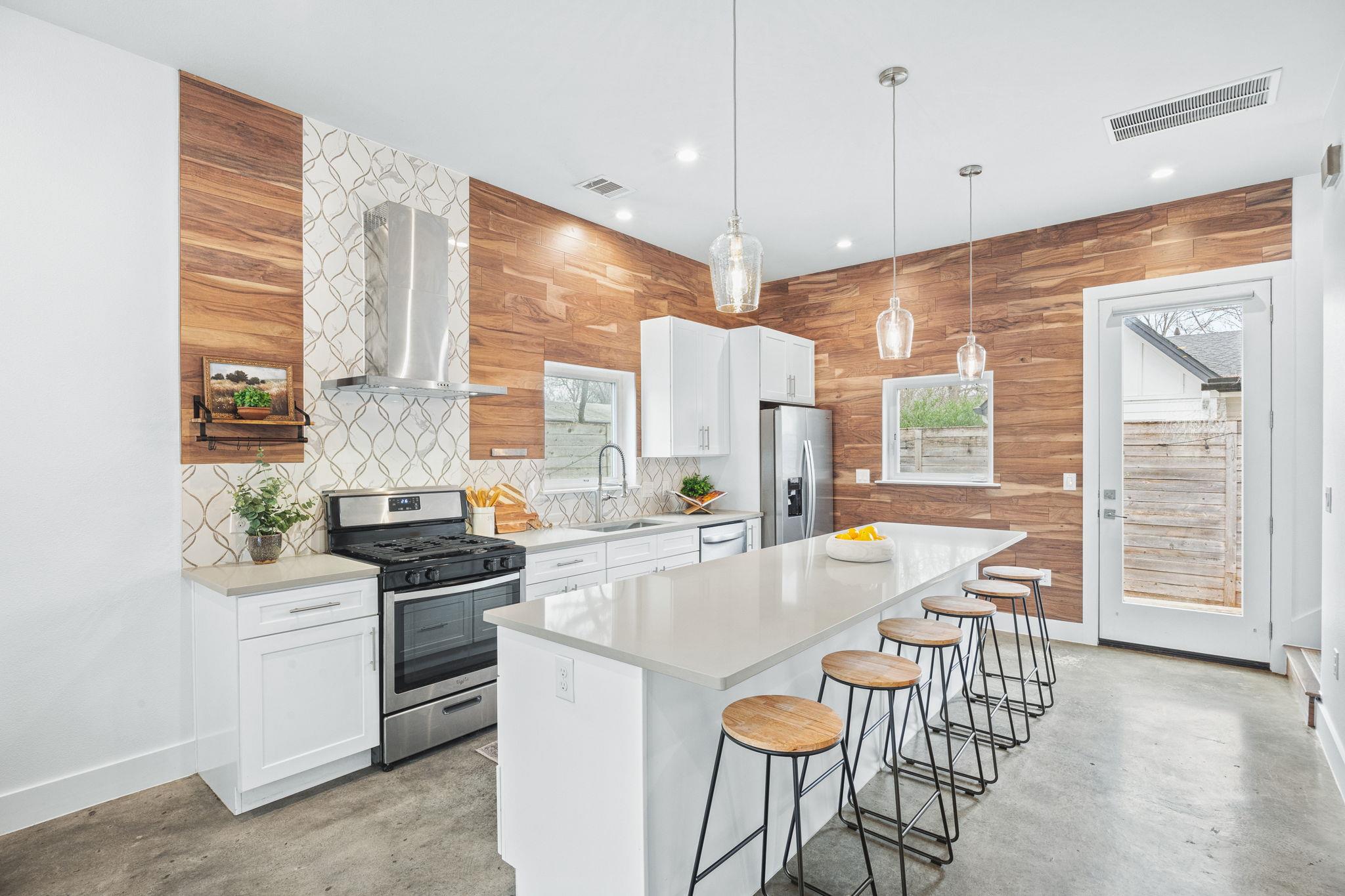 1218 Eleanor St # 1, Austin, TX 78721