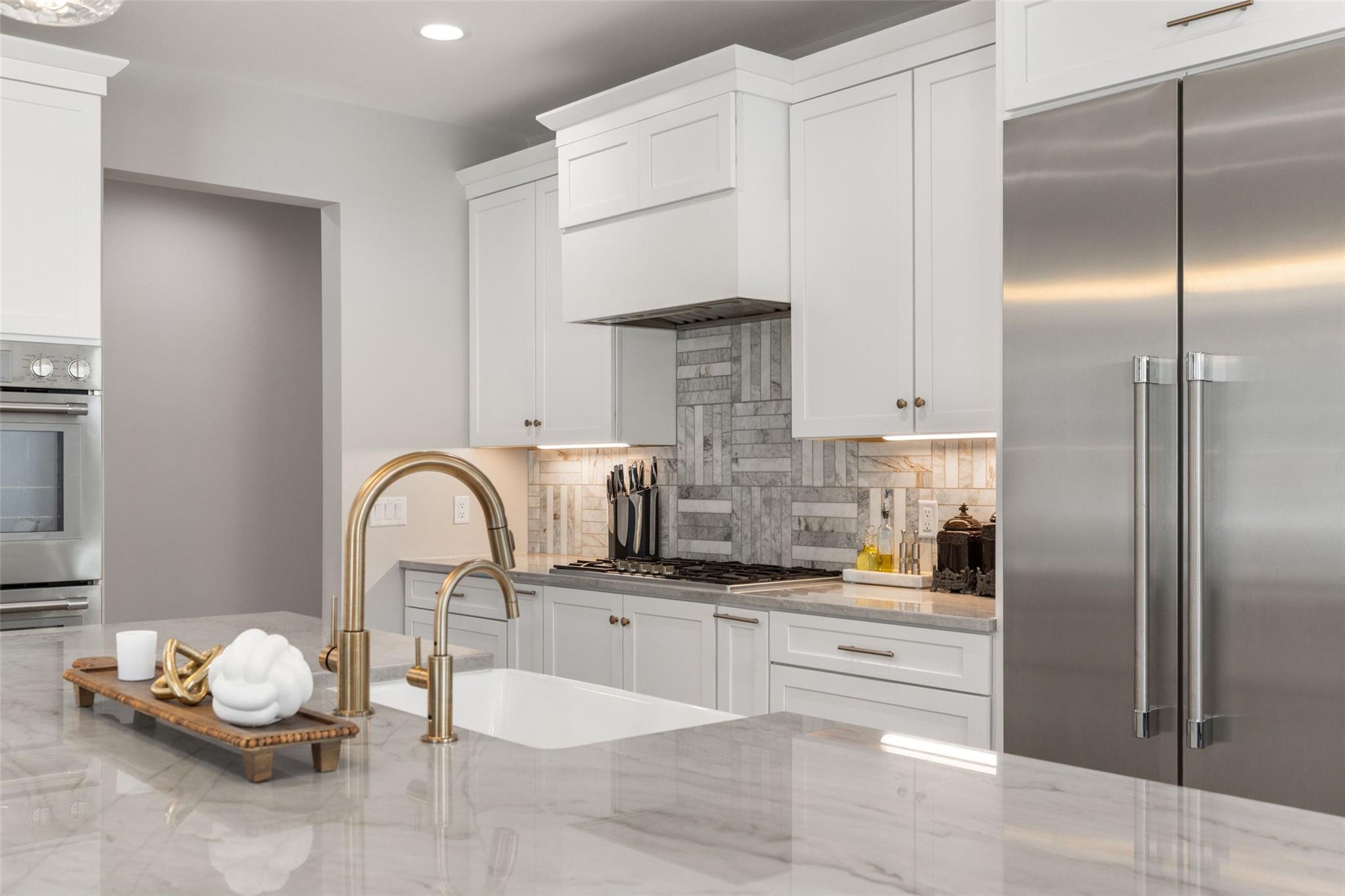 889 Brock Hollow Dr, Johnson City, TX 78636