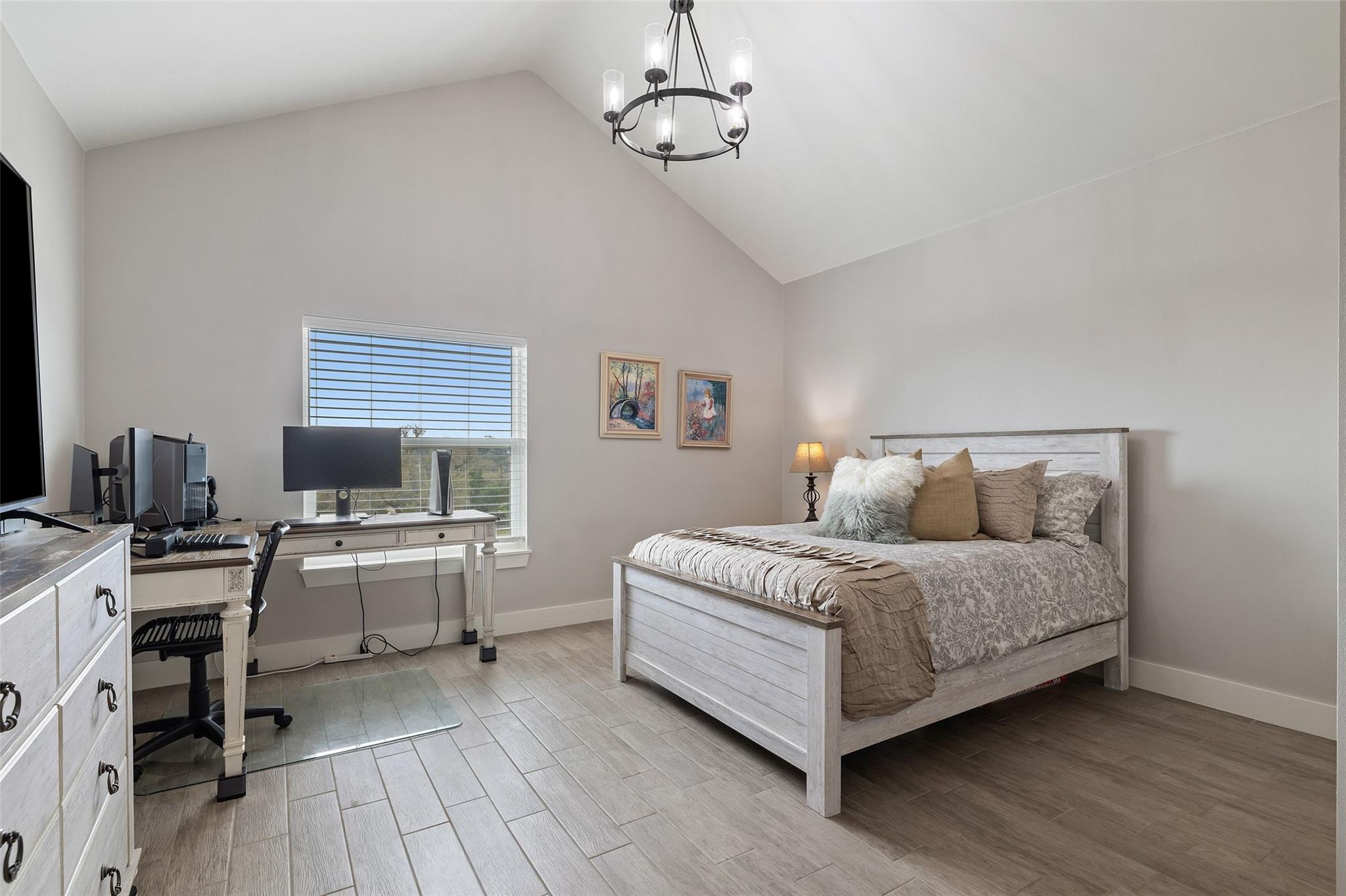 889 Brock Hollow Dr, Johnson City, TX 78636