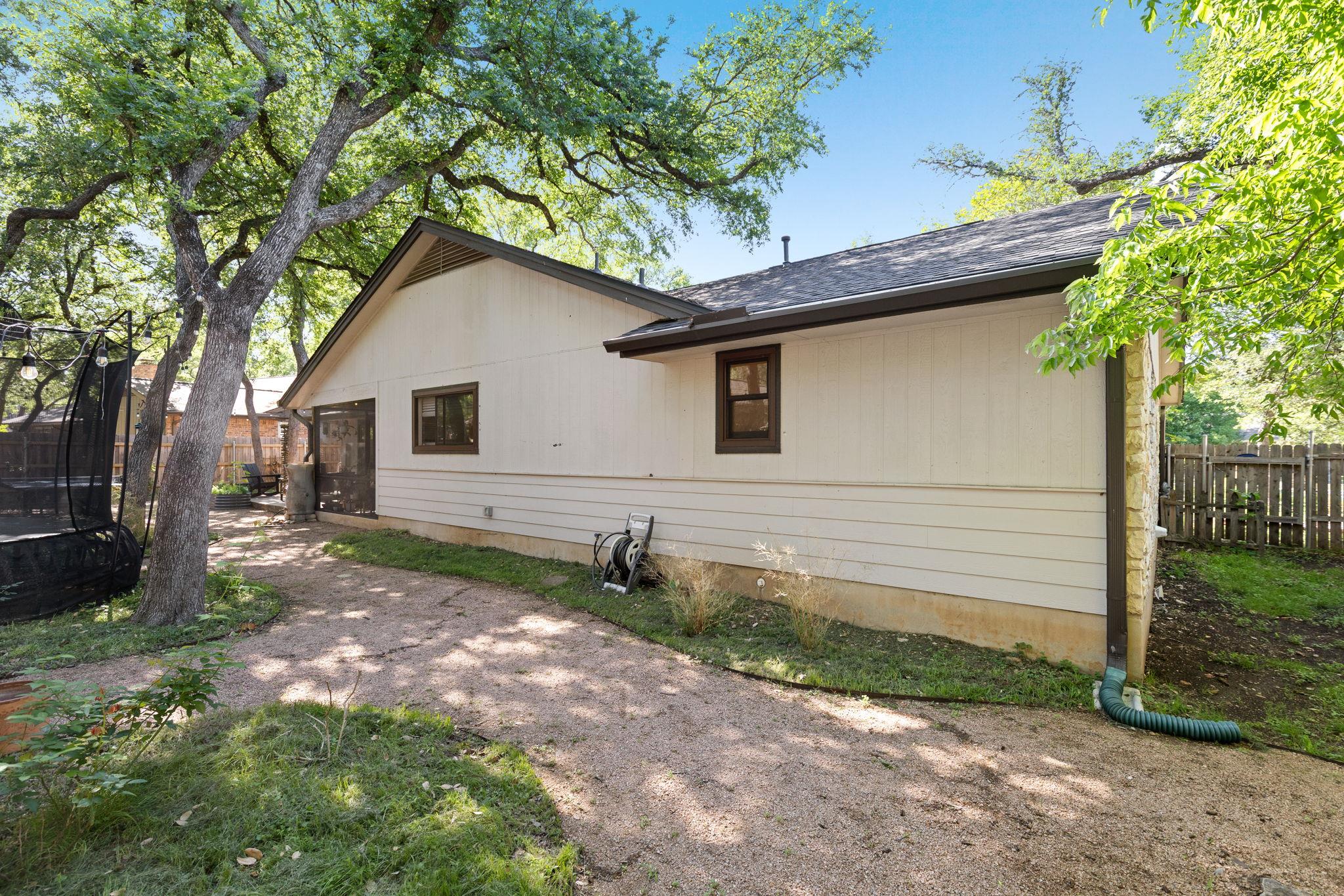 10405 Mourning Dove Dr, Austin, TX 78750