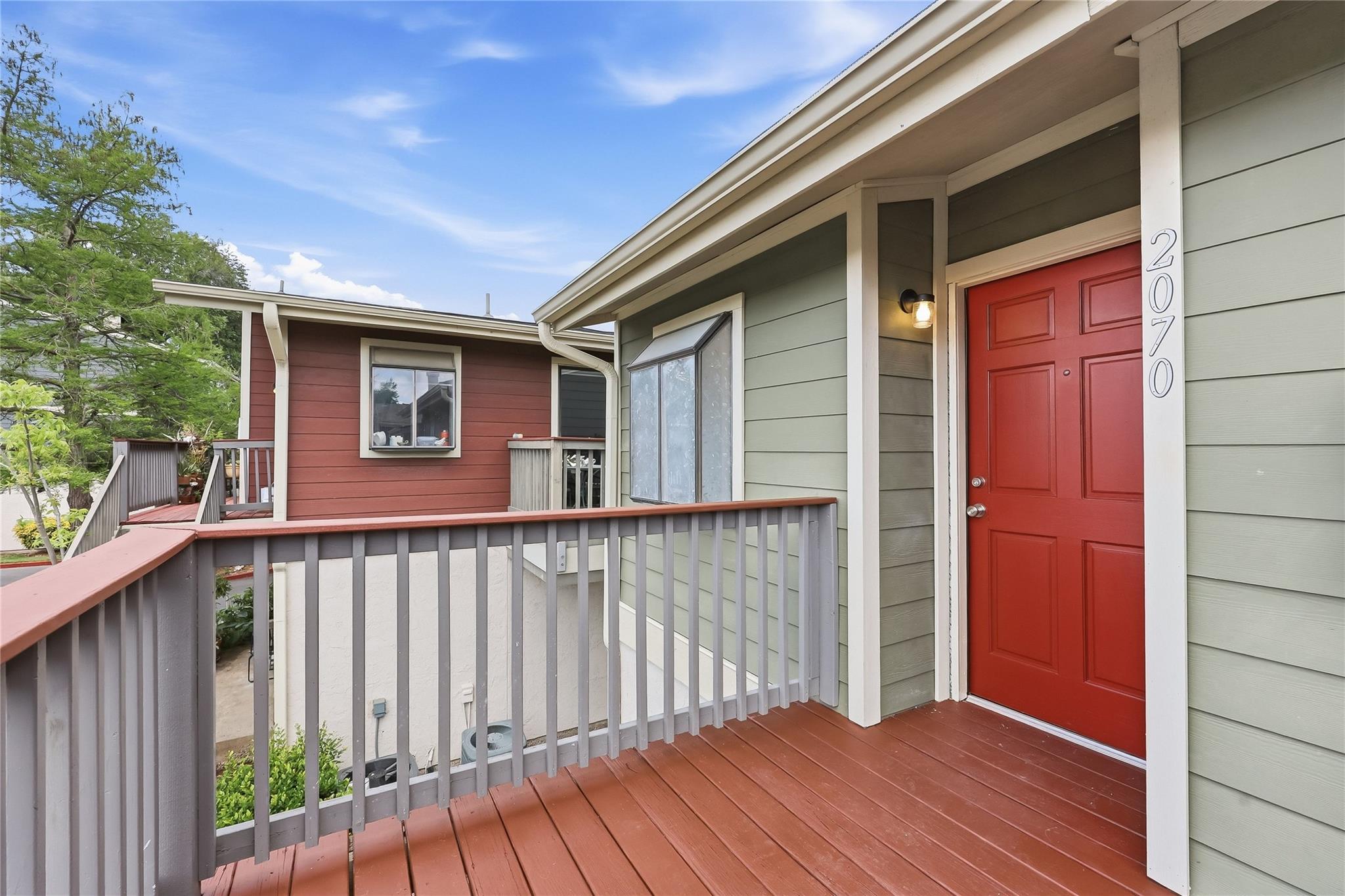 2215 Post Rd # 2070, Austin, TX 78704