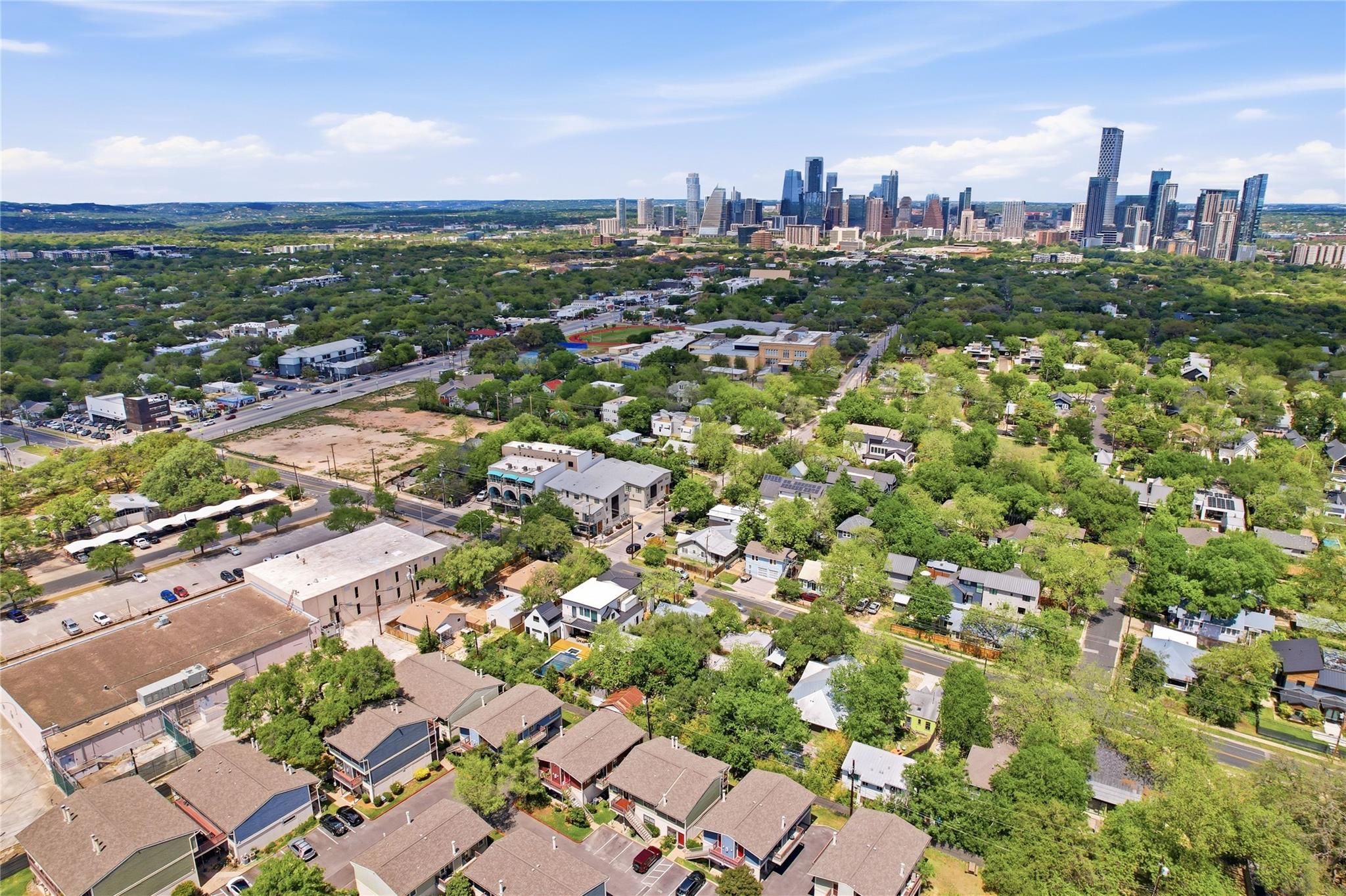 2215 Post Rd # 2070, Austin, TX 78704