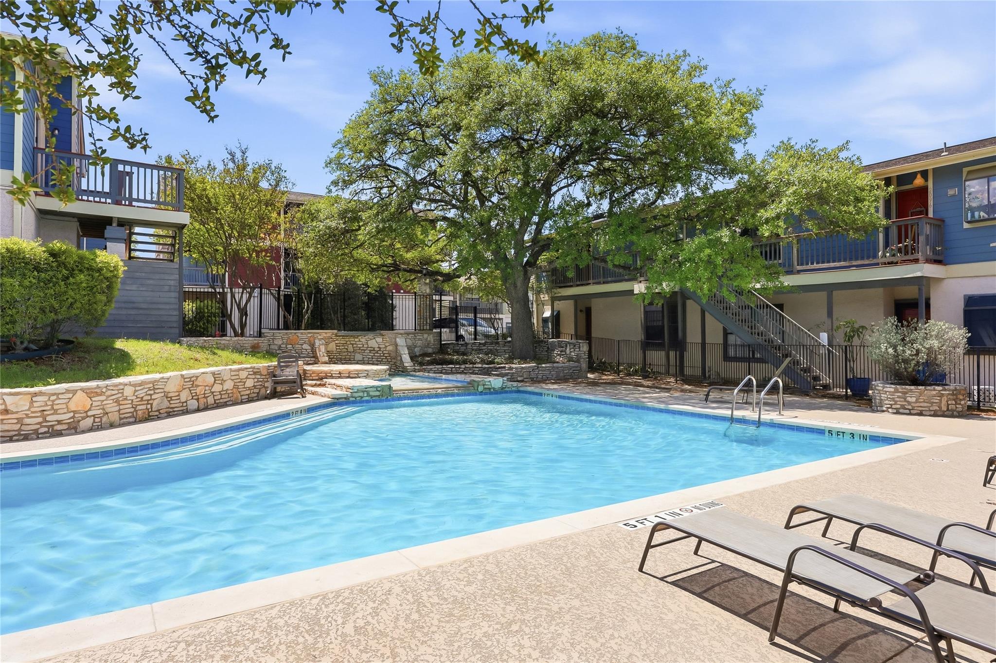 2215 Post Rd # 2070, Austin, TX 78704