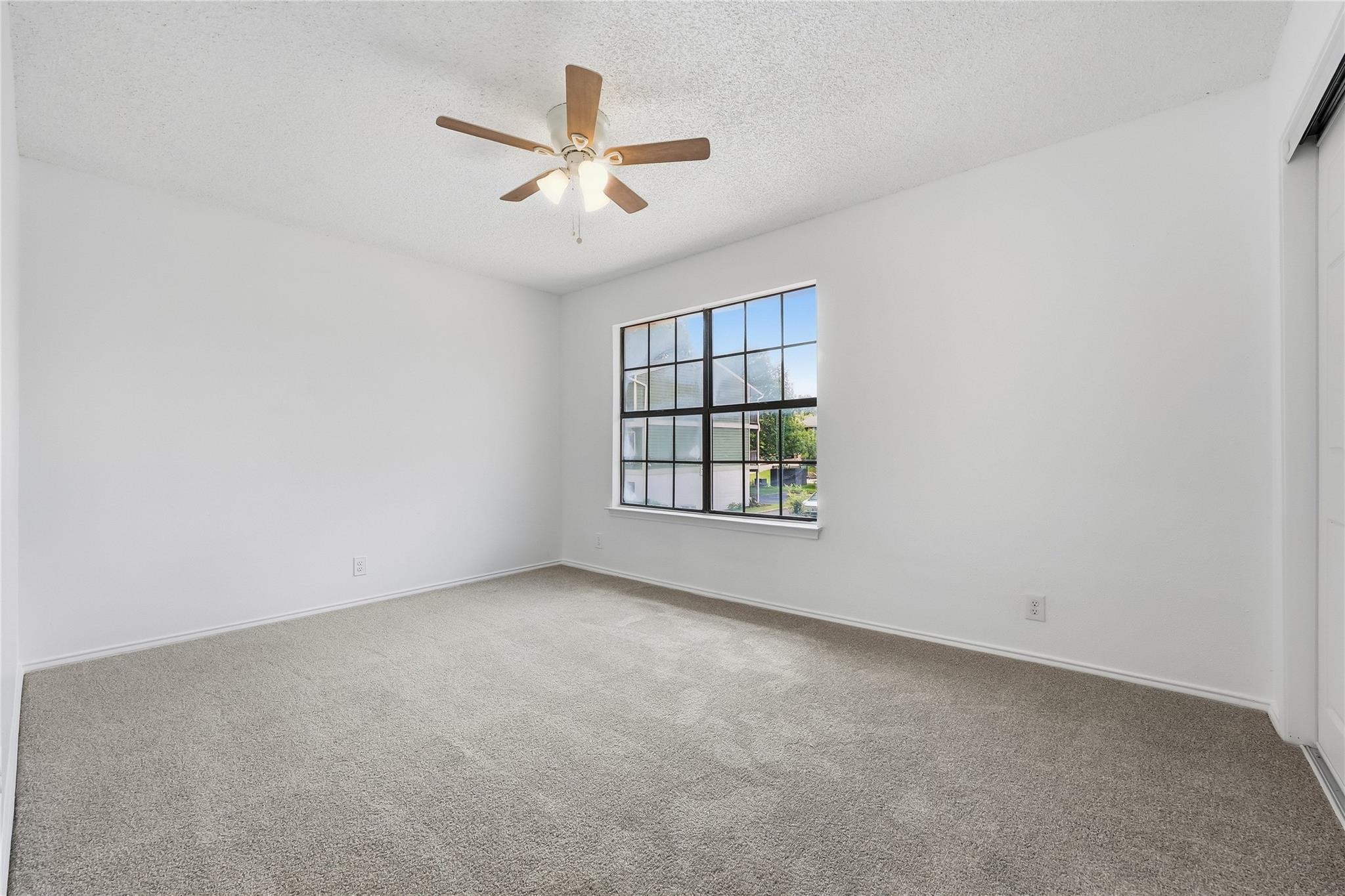 2215 Post Rd # 2070, Austin, TX 78704