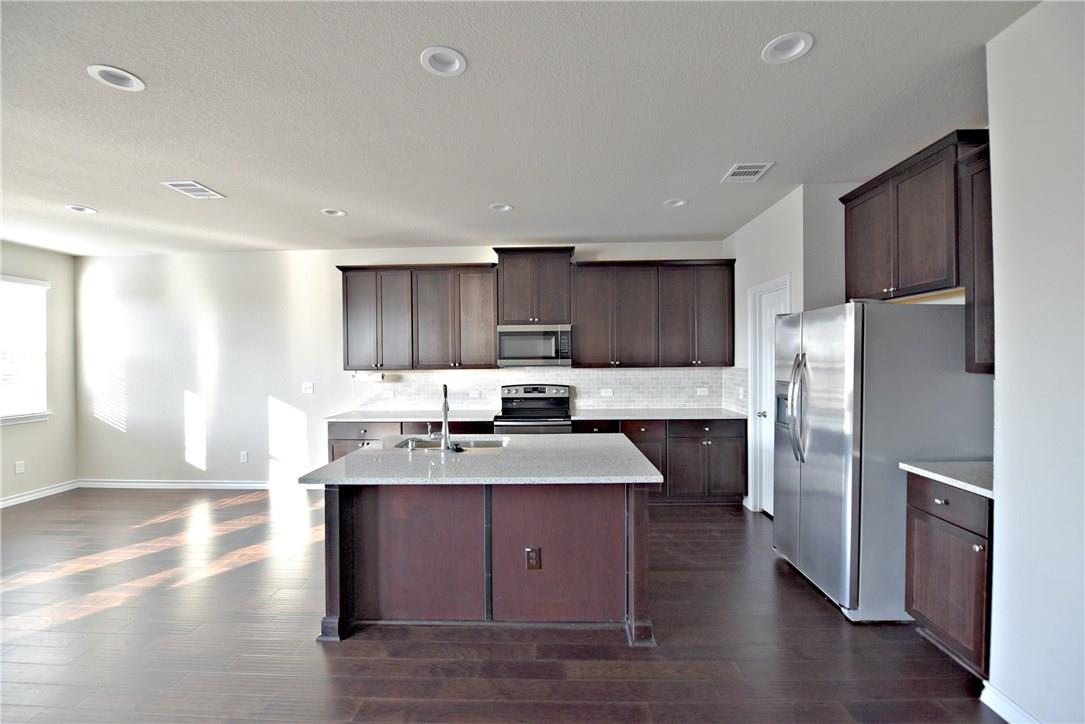 517 Whitney Trl, Leander, TX 78641