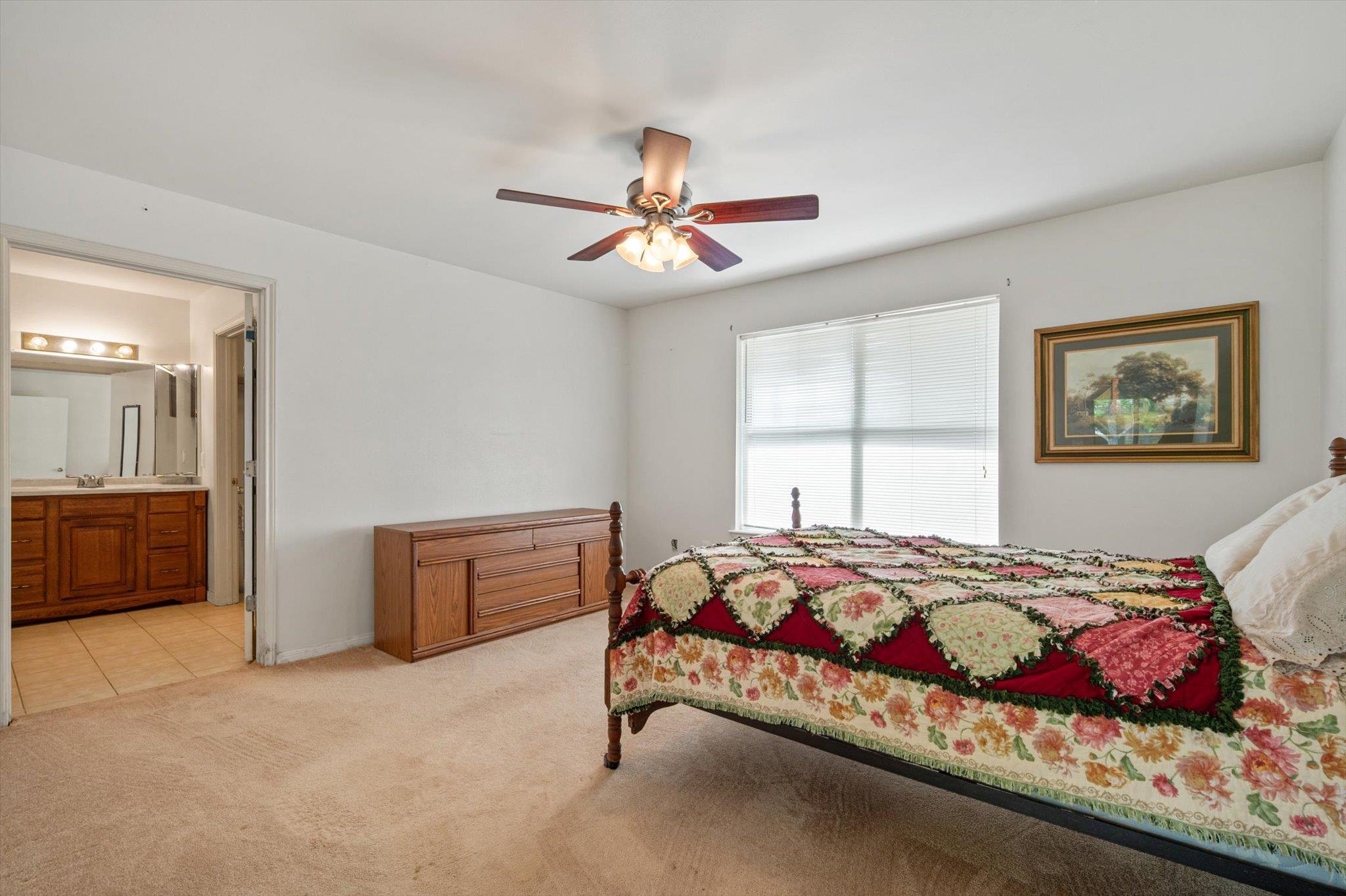 8 VALLEY CREEK Rd, Round Rock, TX 78664