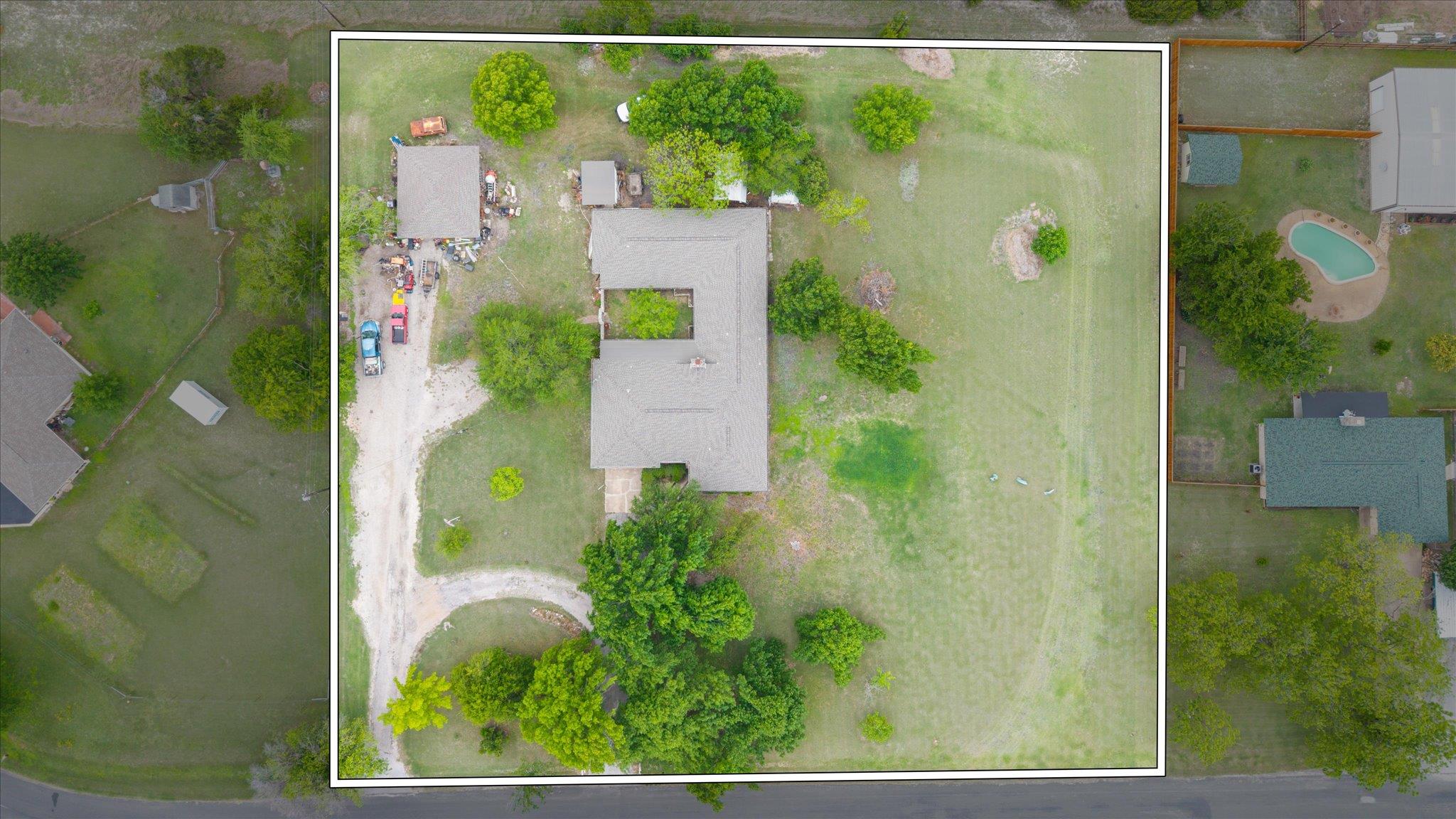 8 VALLEY CREEK Rd, Round Rock, TX 78664