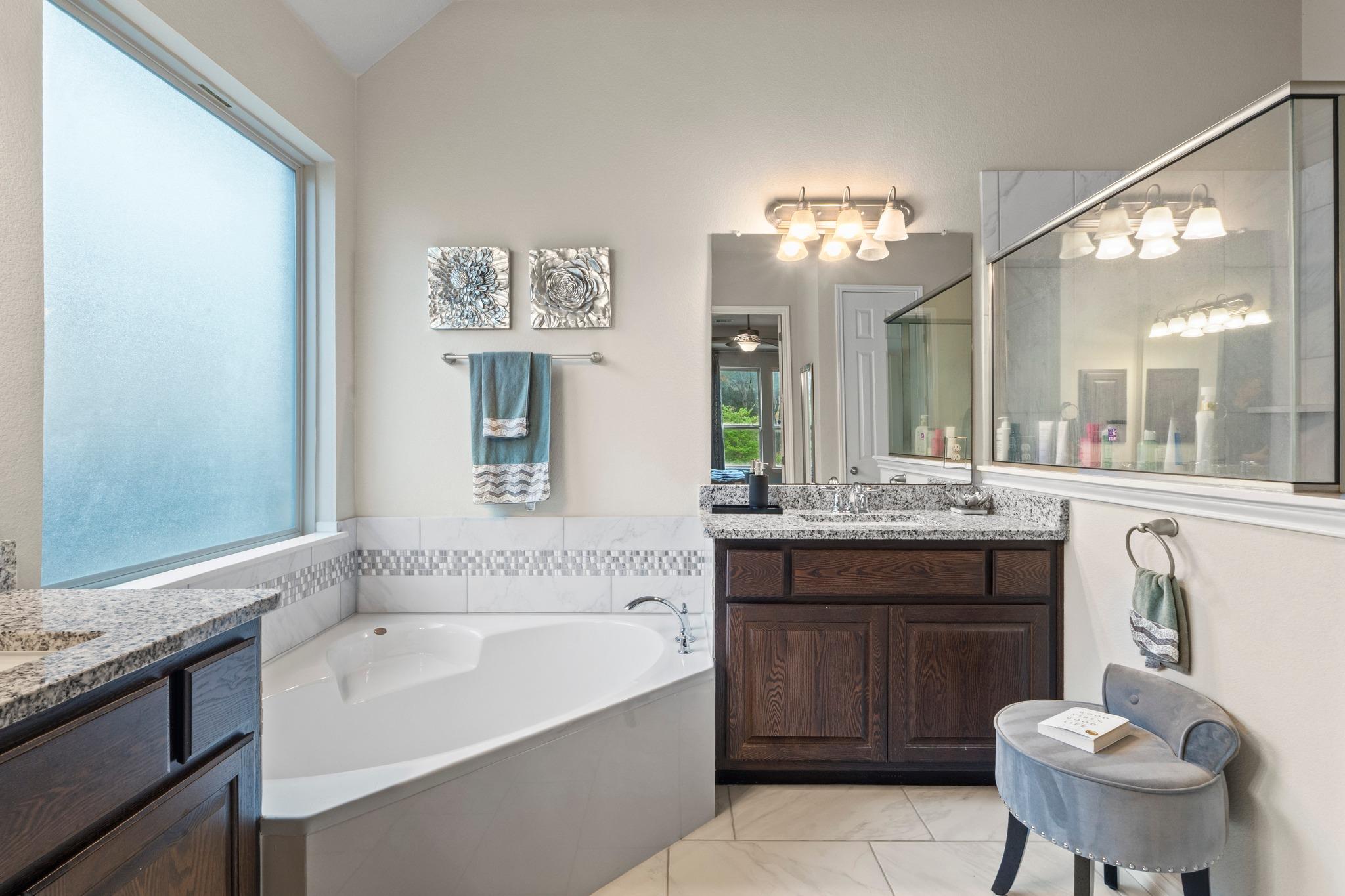 126 Medina Hills Ct, Austin, TX 78737