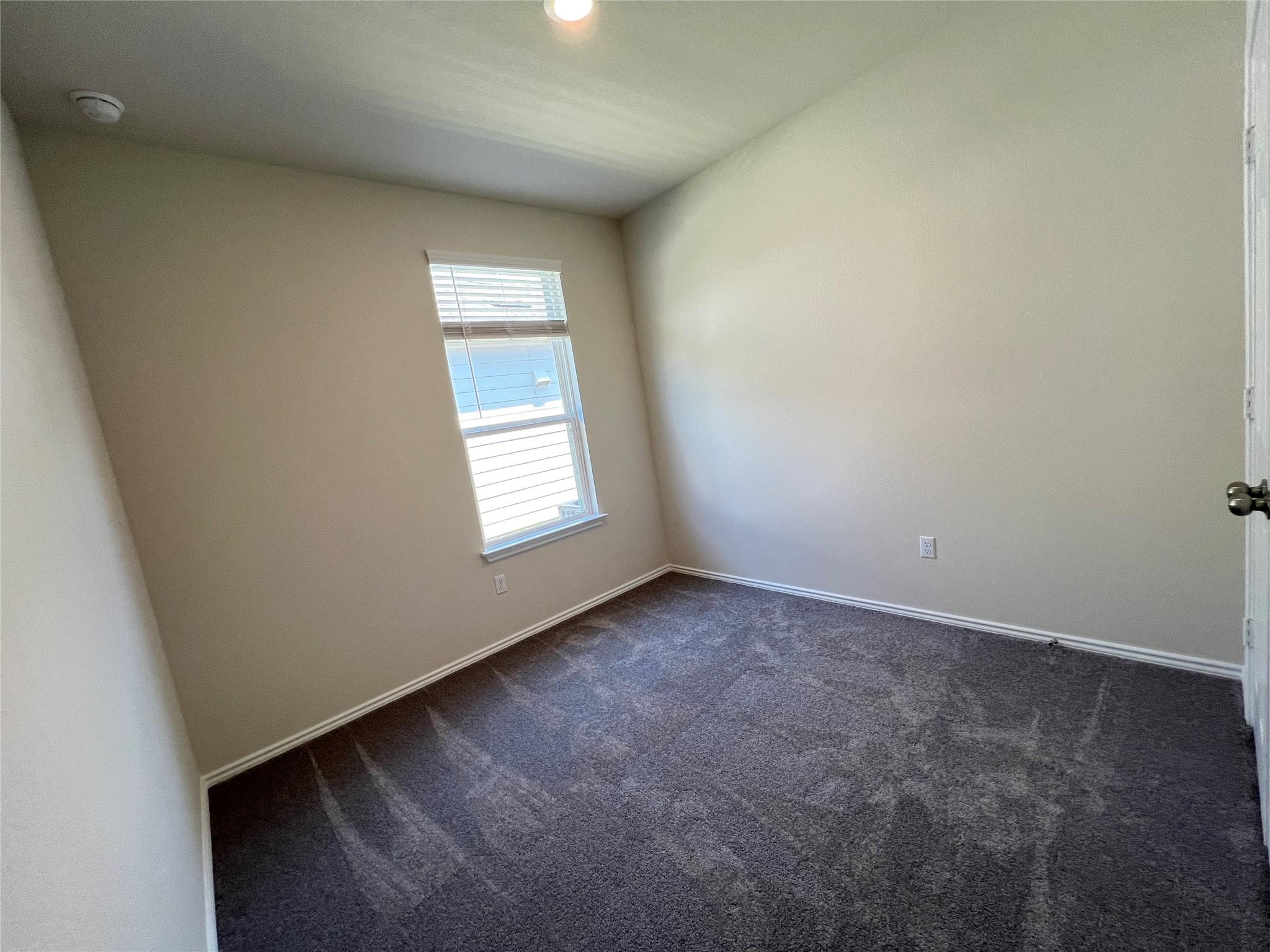 561 Papaya Dr, Buda, TX 78610