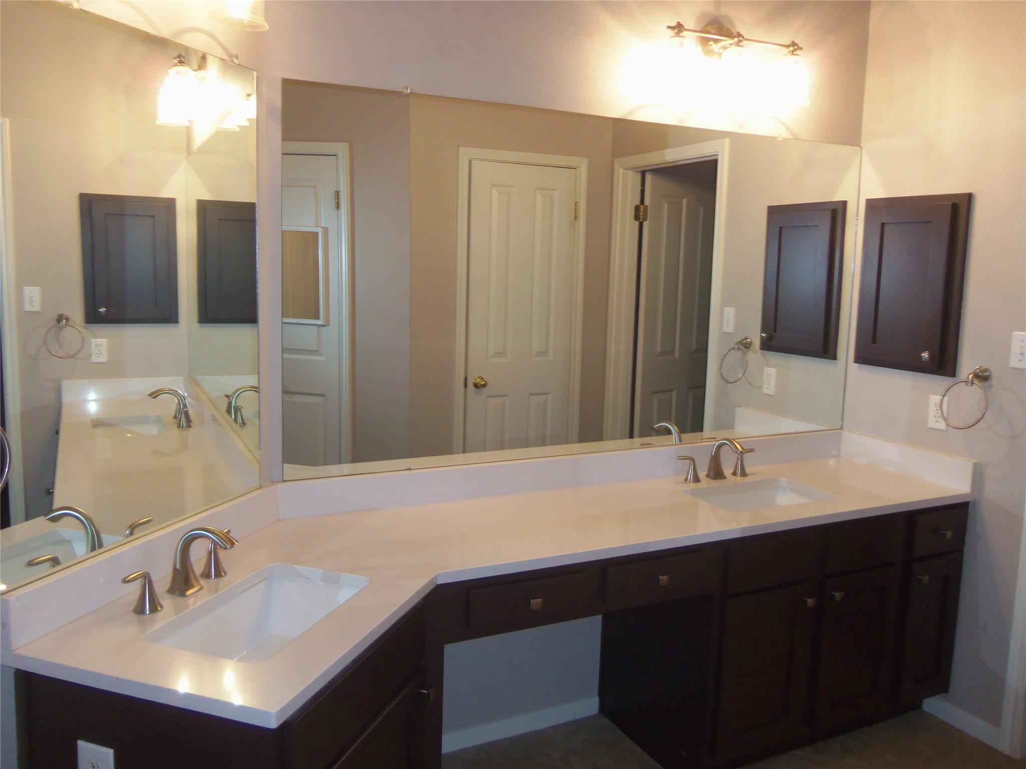 8916 Colberg Dr, Austin, TX 78749