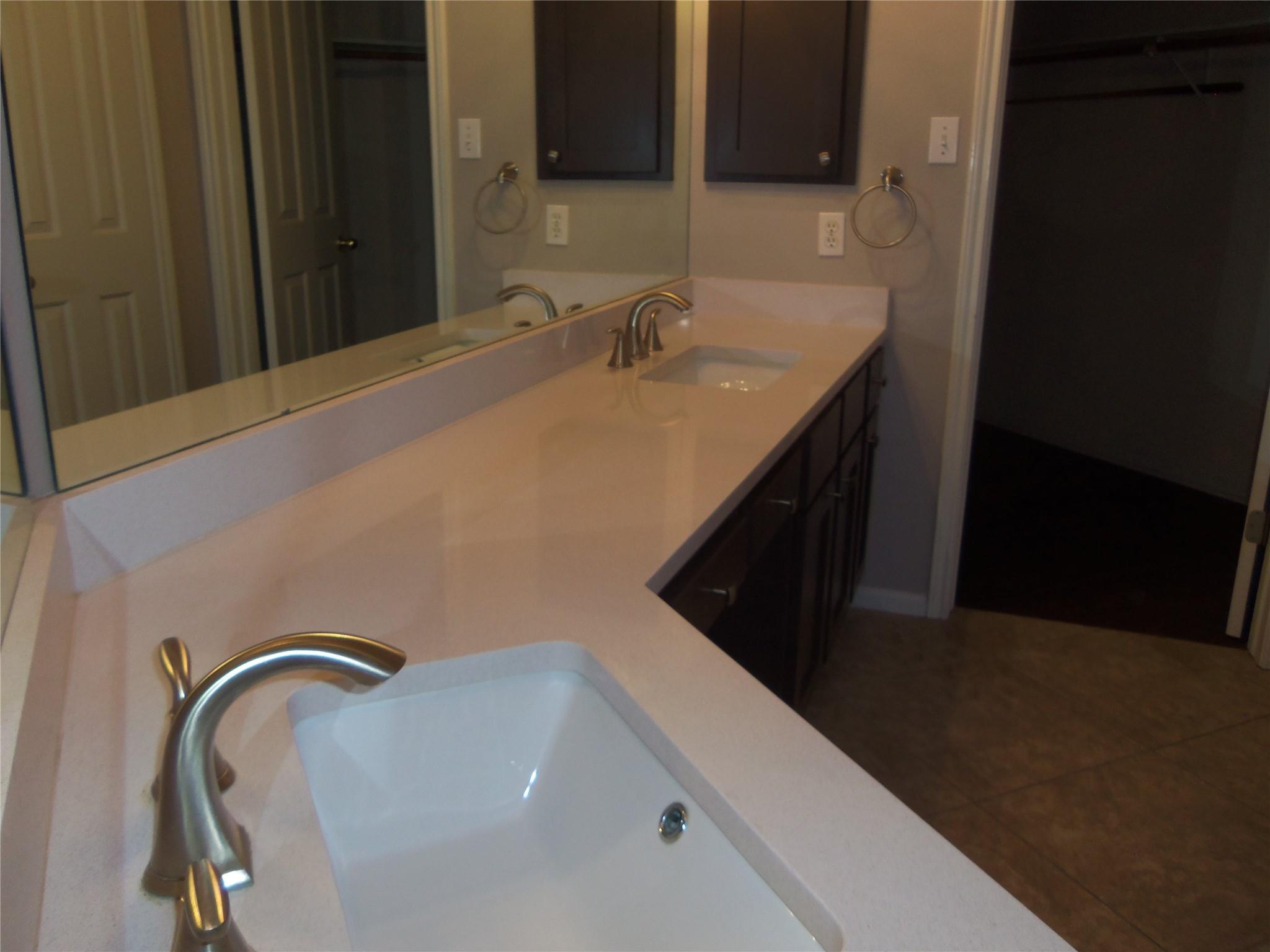 8916 Colberg Dr, Austin, TX 78749