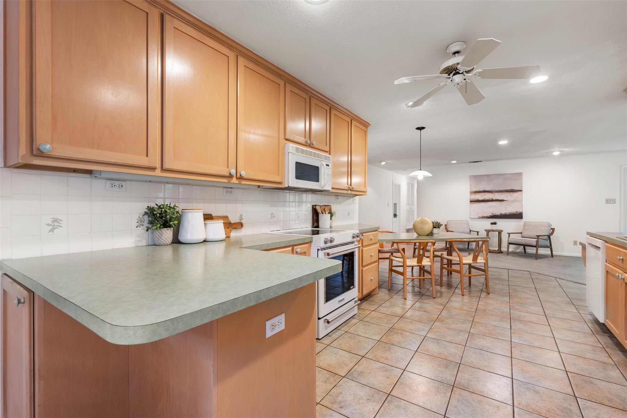 3303 Stardust Dr, Austin, TX 78757