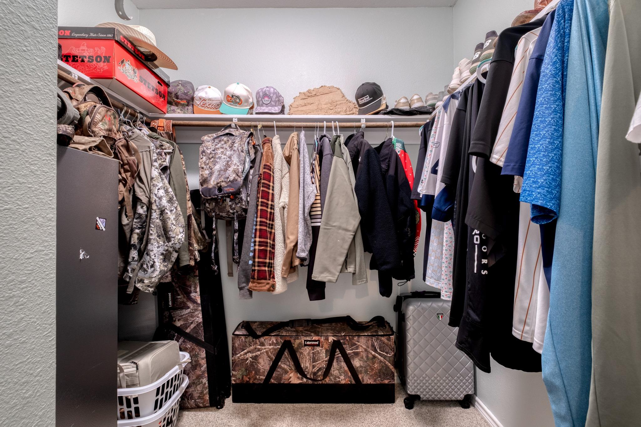 2950 County Road 484 Rd, Elgin, TX 78621