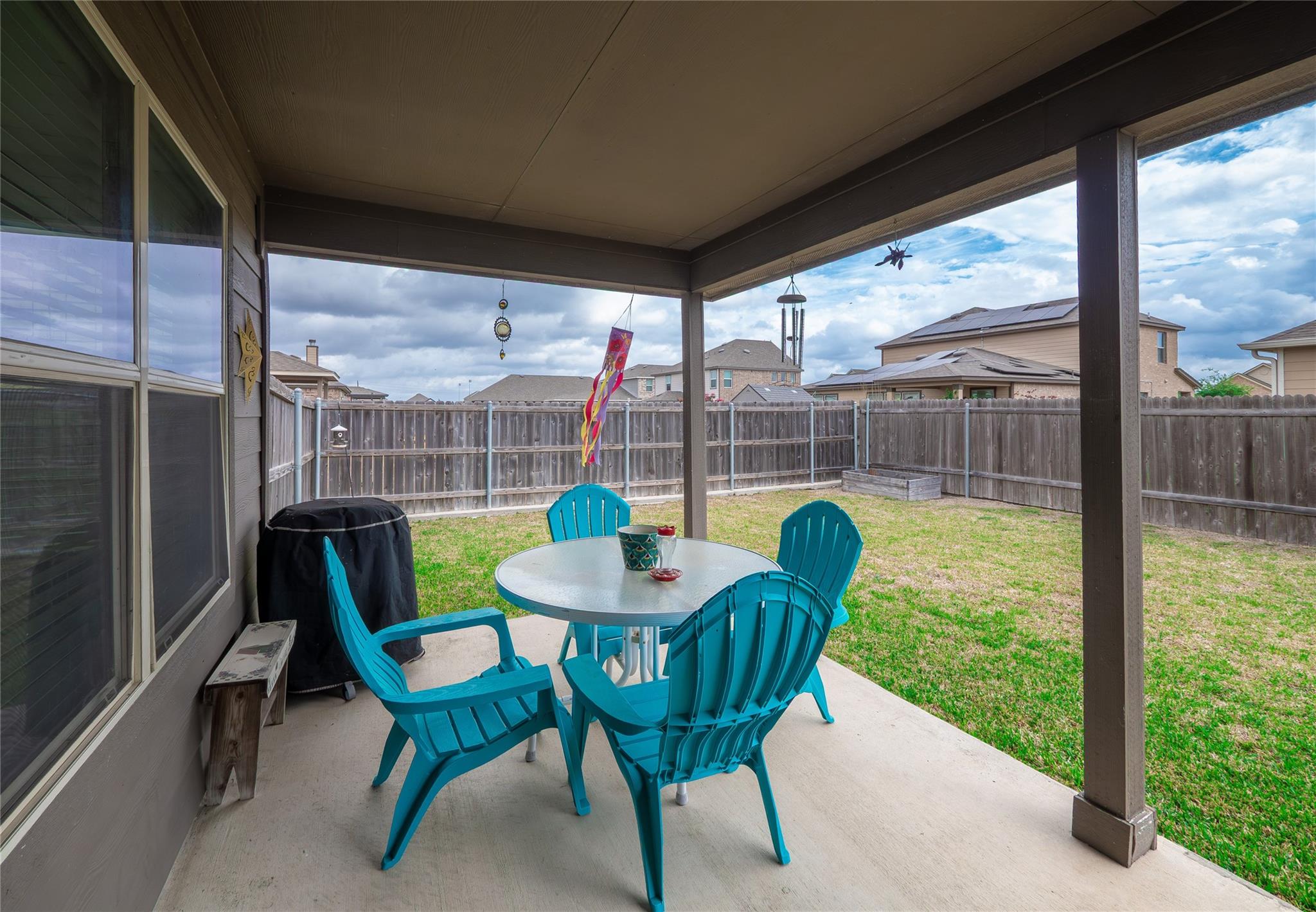 614 Lantana Ave, Lockhart, TX 78644