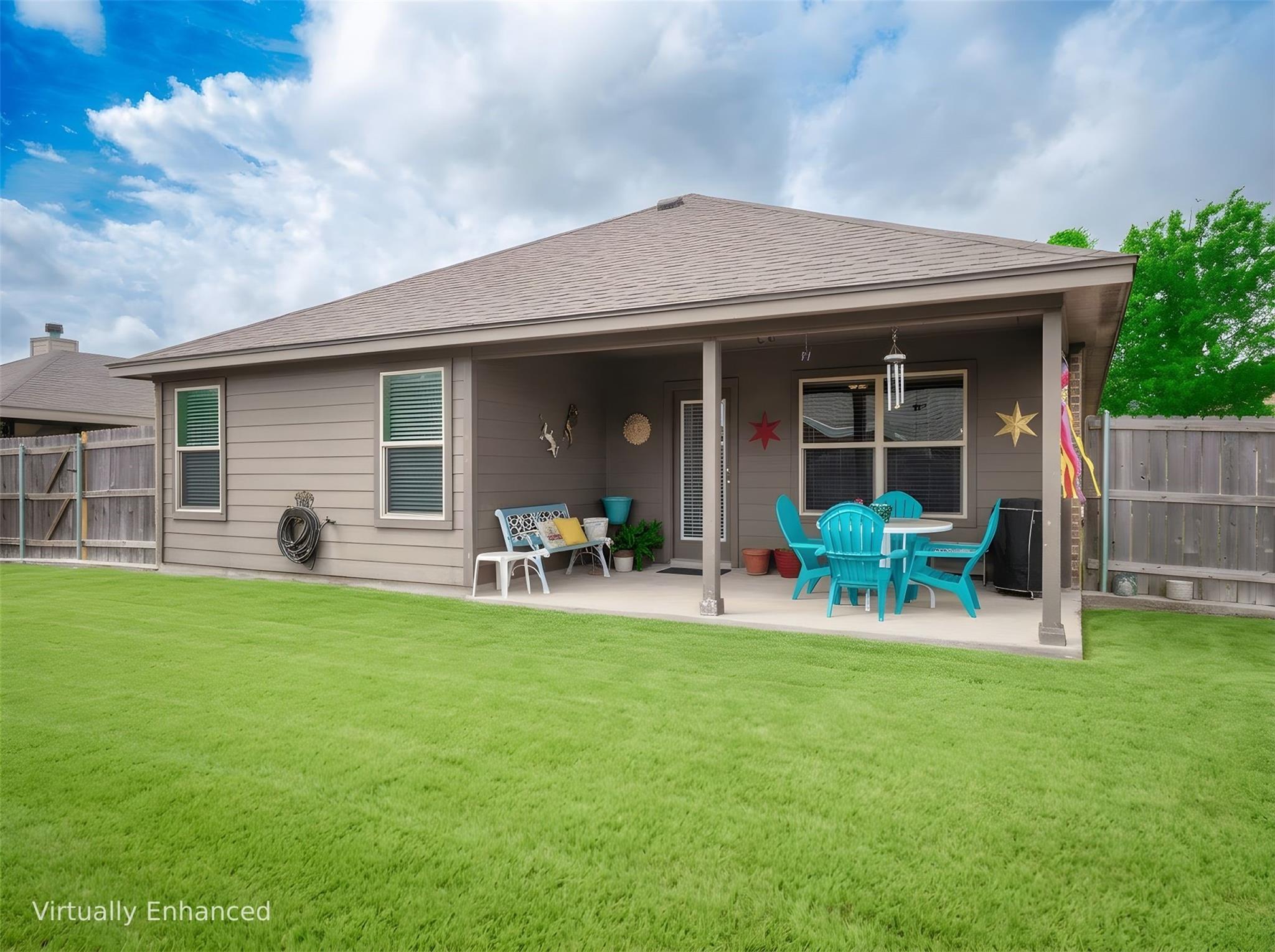 614 Lantana Ave, Lockhart, TX 78644