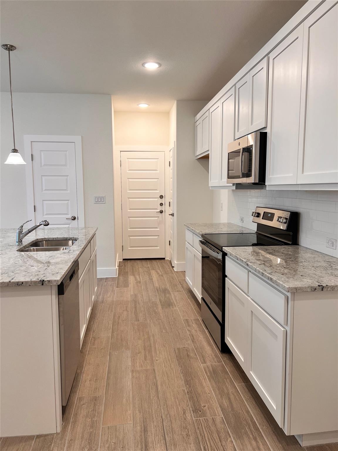 442 Parkline Dr # 31B, Georgetown, TX 78626