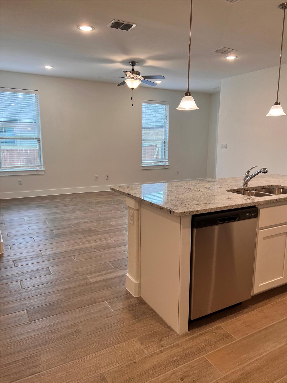 442 Parkline Dr # 31B, Georgetown, TX 78626