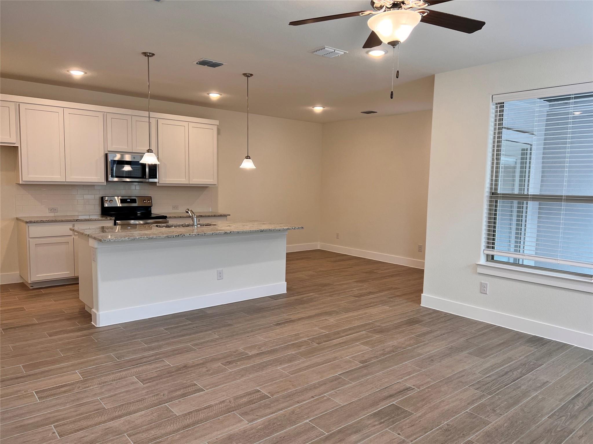 442 Parkline Dr # 31B, Georgetown, TX 78626