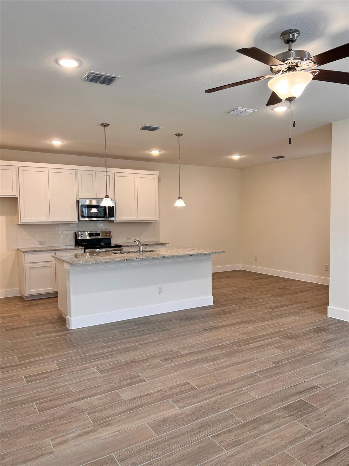 442 Parkline Dr # 31B, Georgetown, TX 78626