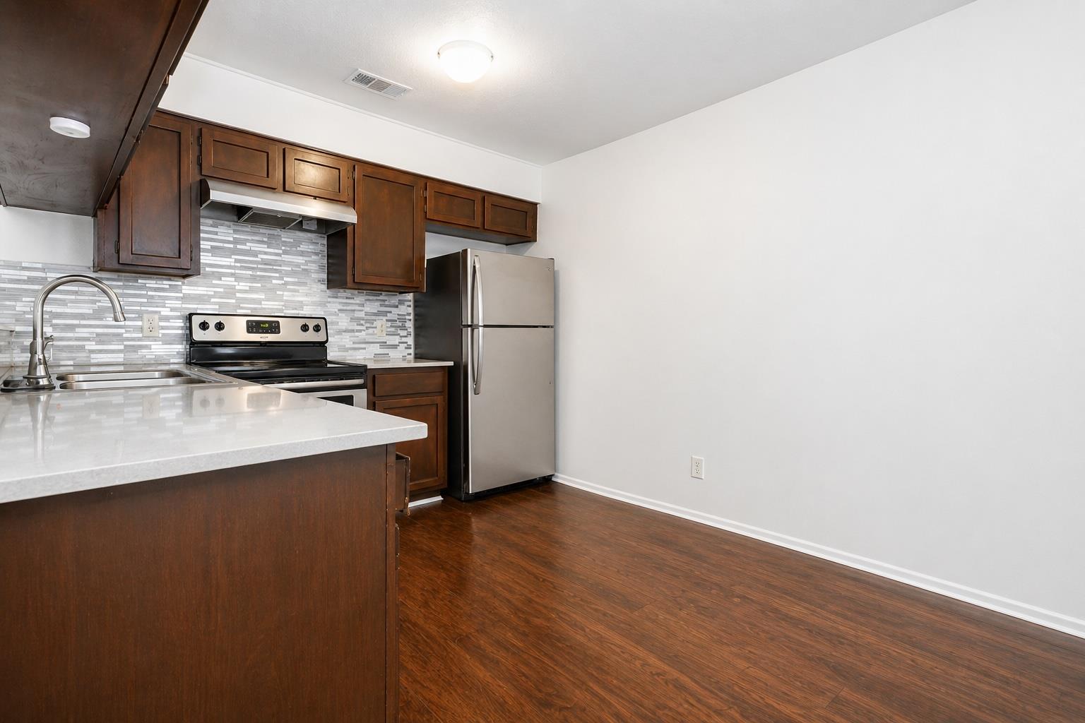 5608 Cougar Dr # 107, Austin, TX 78745