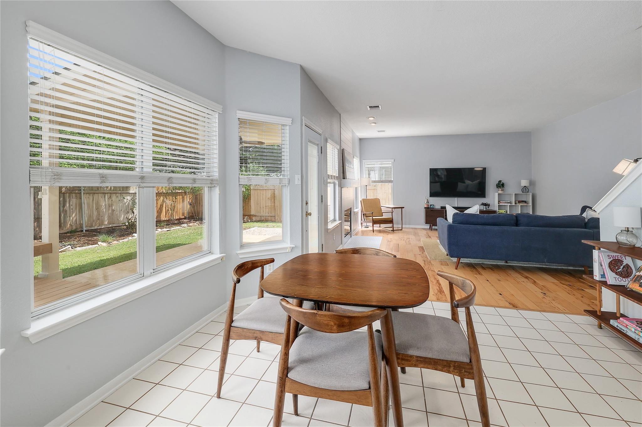 8106 Miller Falls Dr, Round Rock, TX 78681