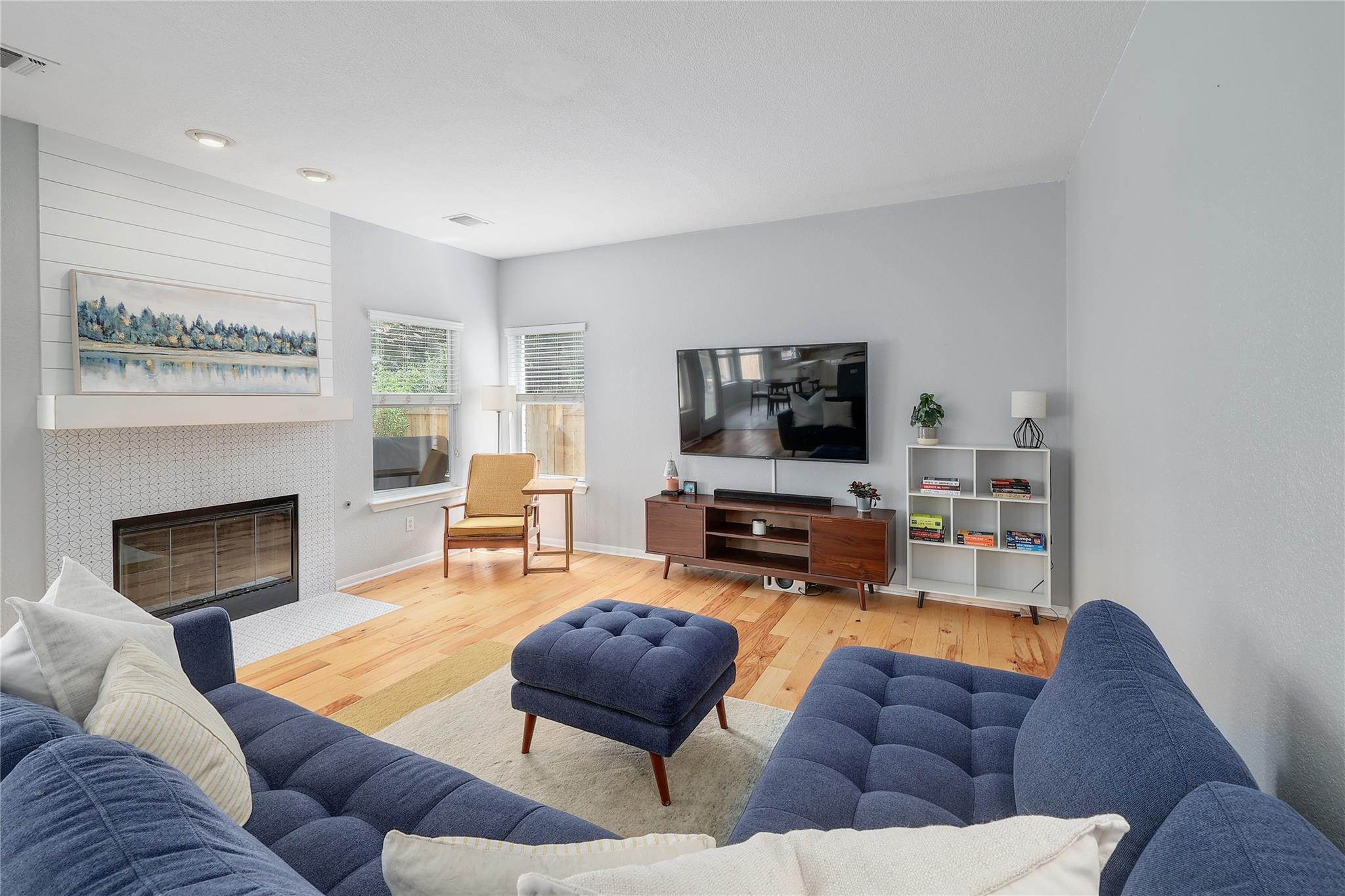 8106 Miller Falls Dr, Round Rock, TX 78681