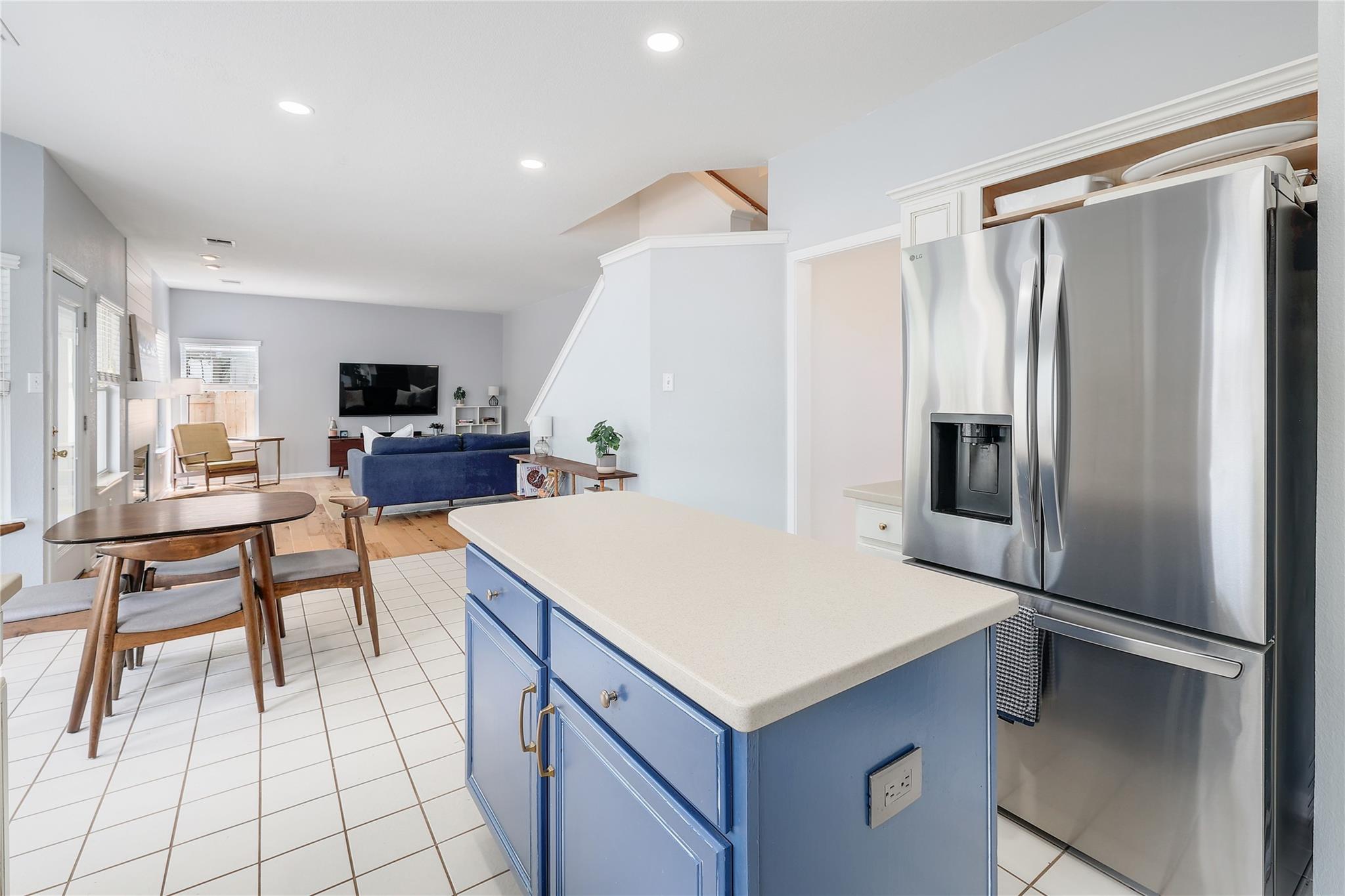 8106 Miller Falls Dr, Round Rock, TX 78681