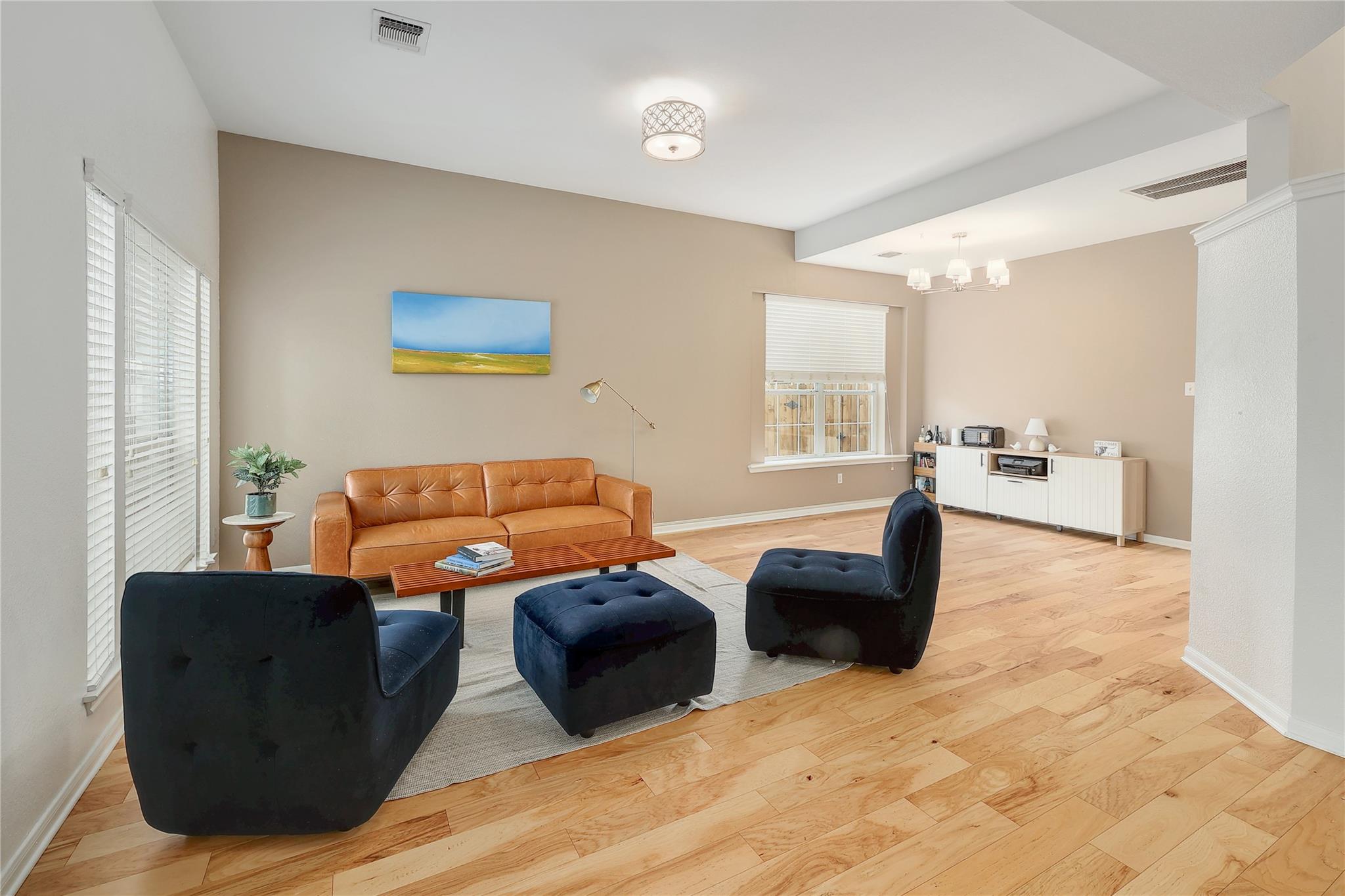 8106 Miller Falls Dr, Round Rock, TX 78681