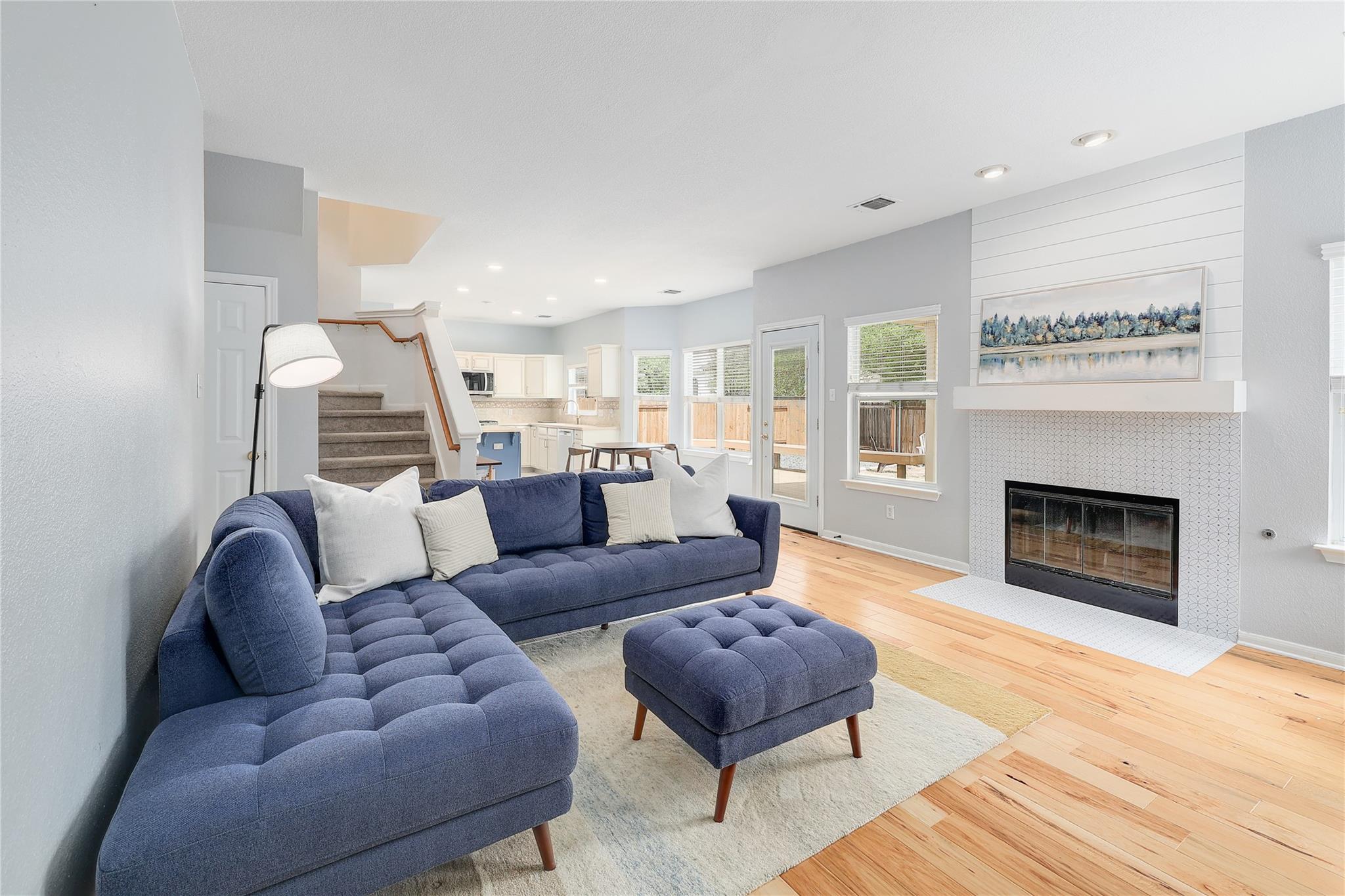 8106 Miller Falls Dr, Round Rock, TX 78681