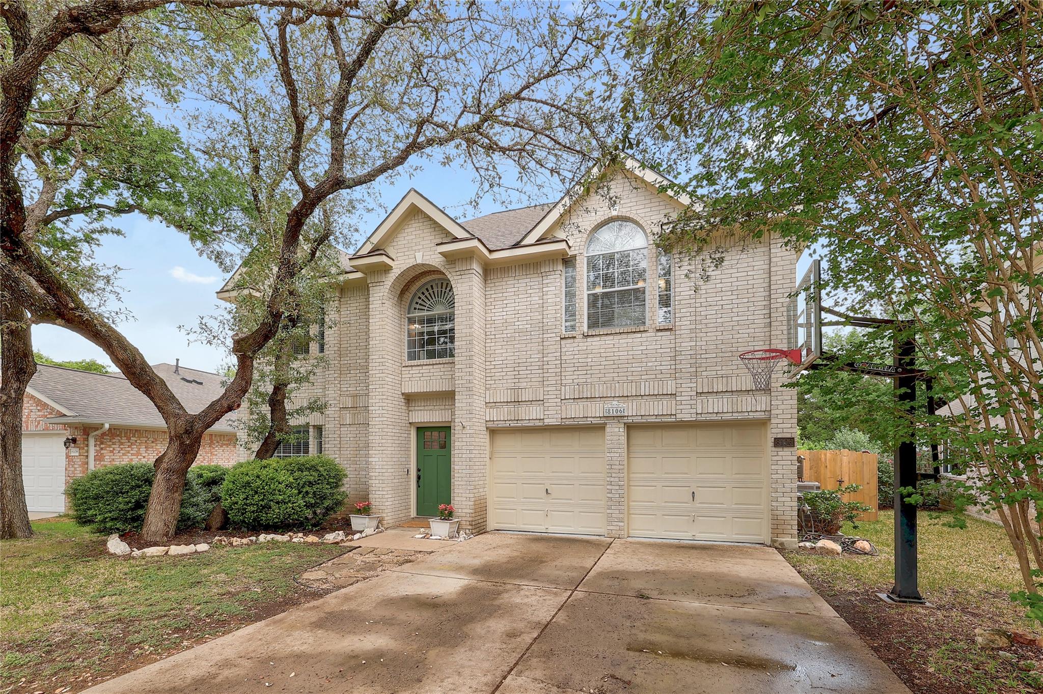 8106 Miller Falls Dr, Round Rock, TX 78681