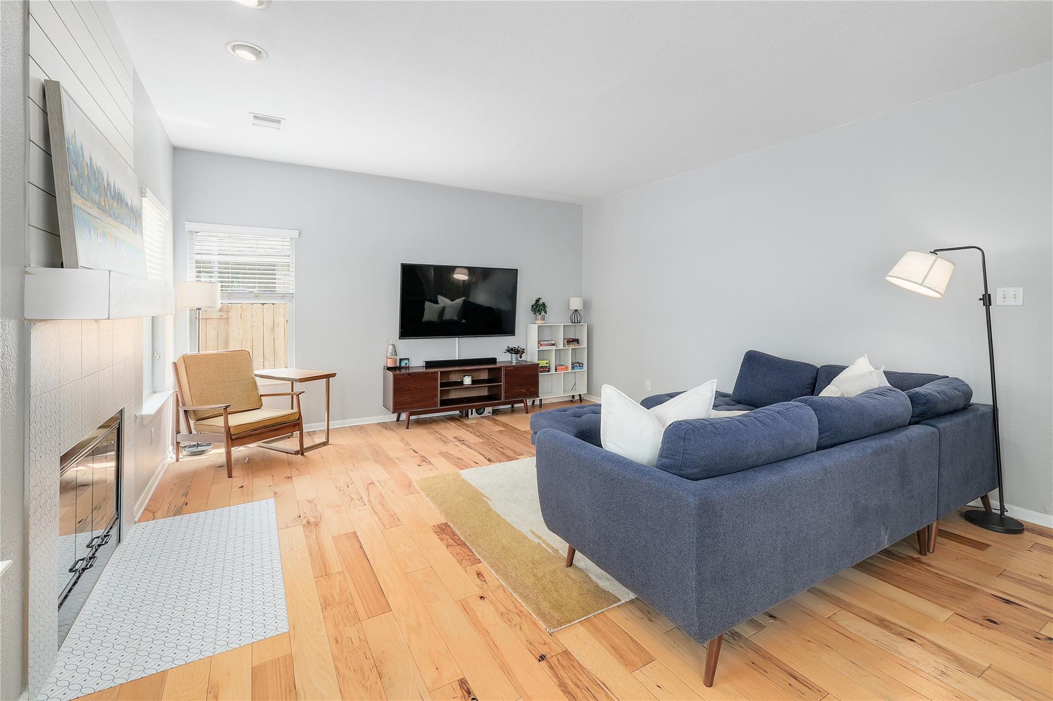 8106 Miller Falls Dr, Round Rock, TX 78681