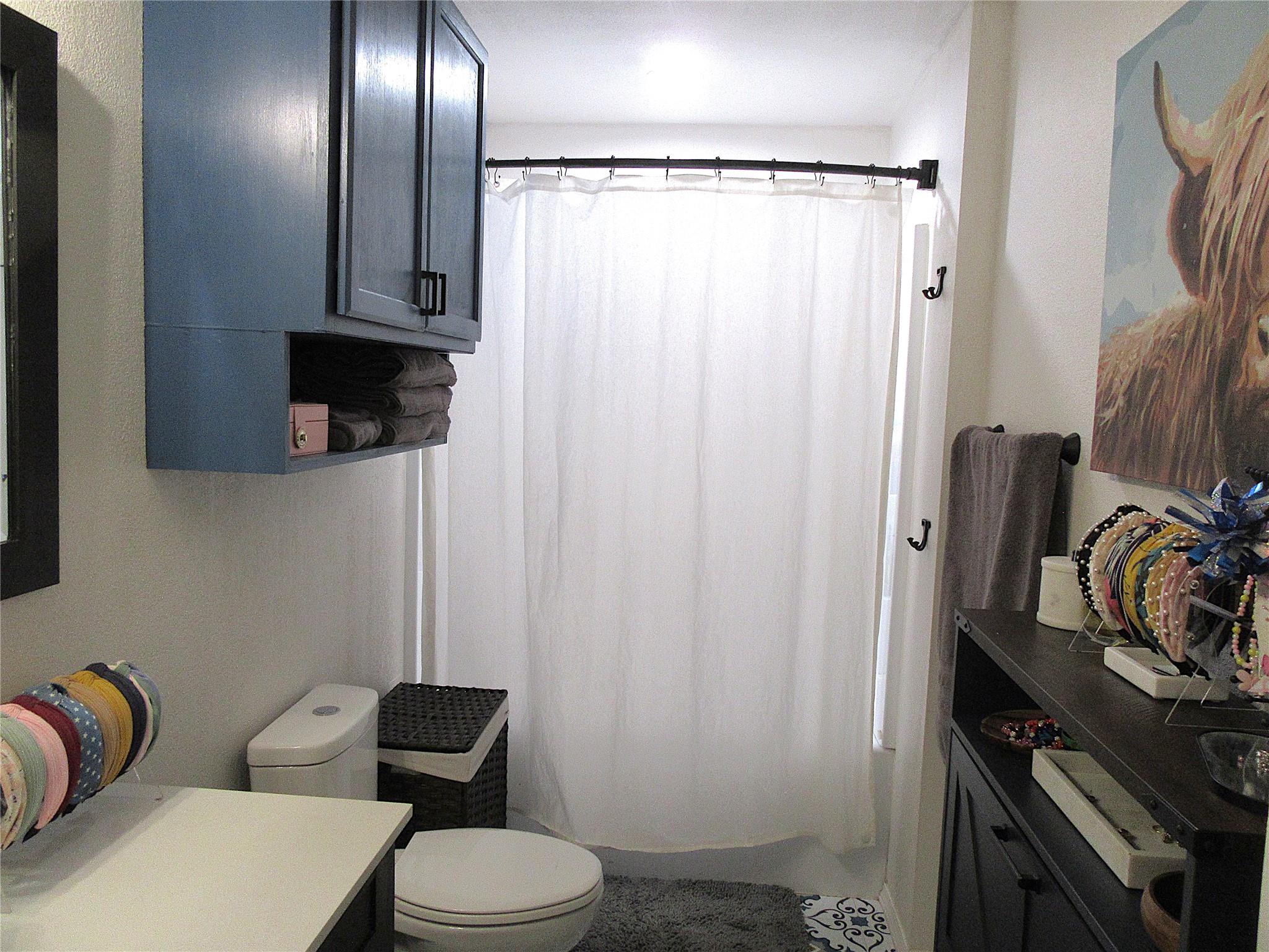 8821 County Road 133, Burlington, TX 76519