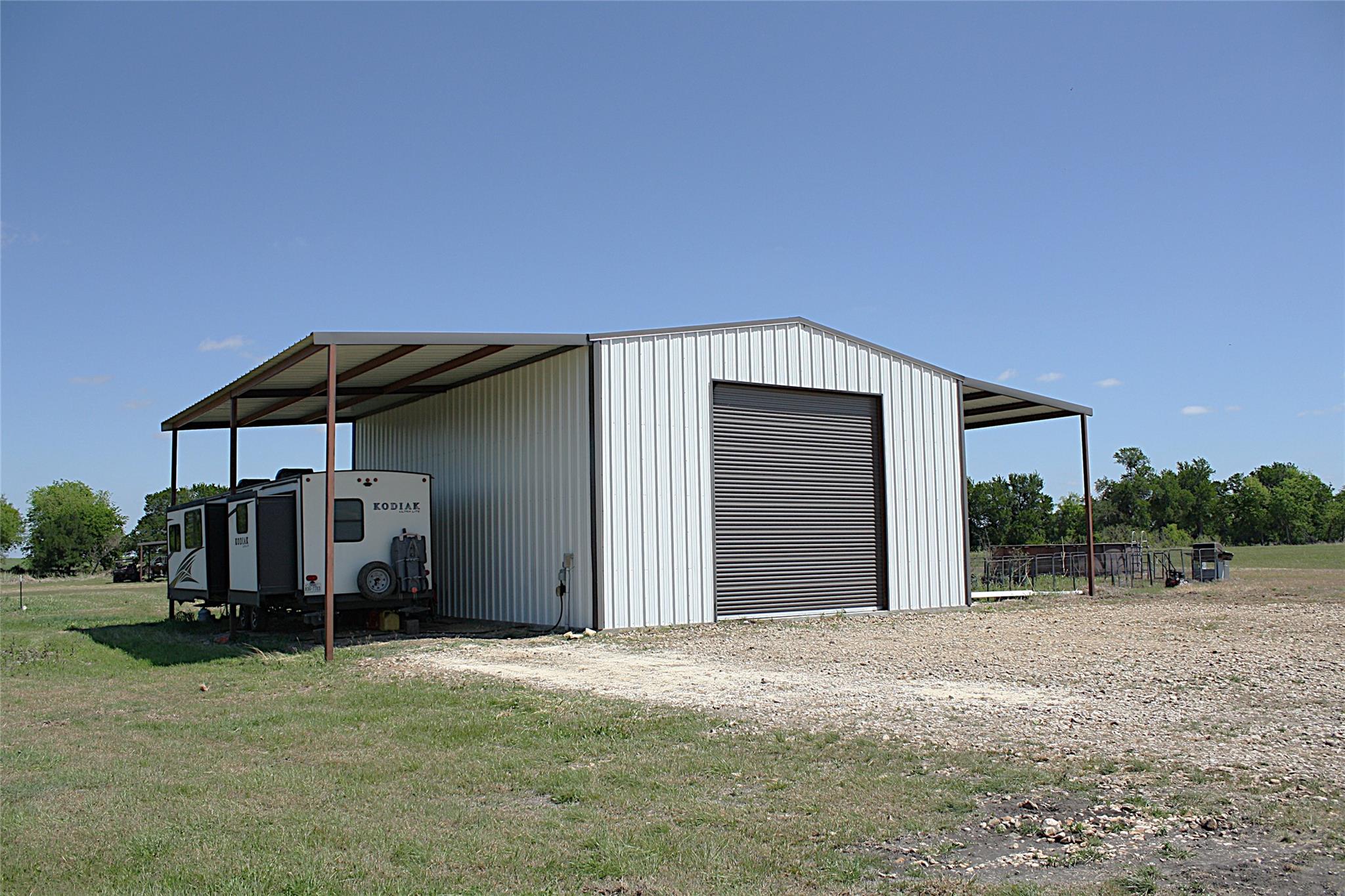8821 County Road 133, Burlington, TX 76519