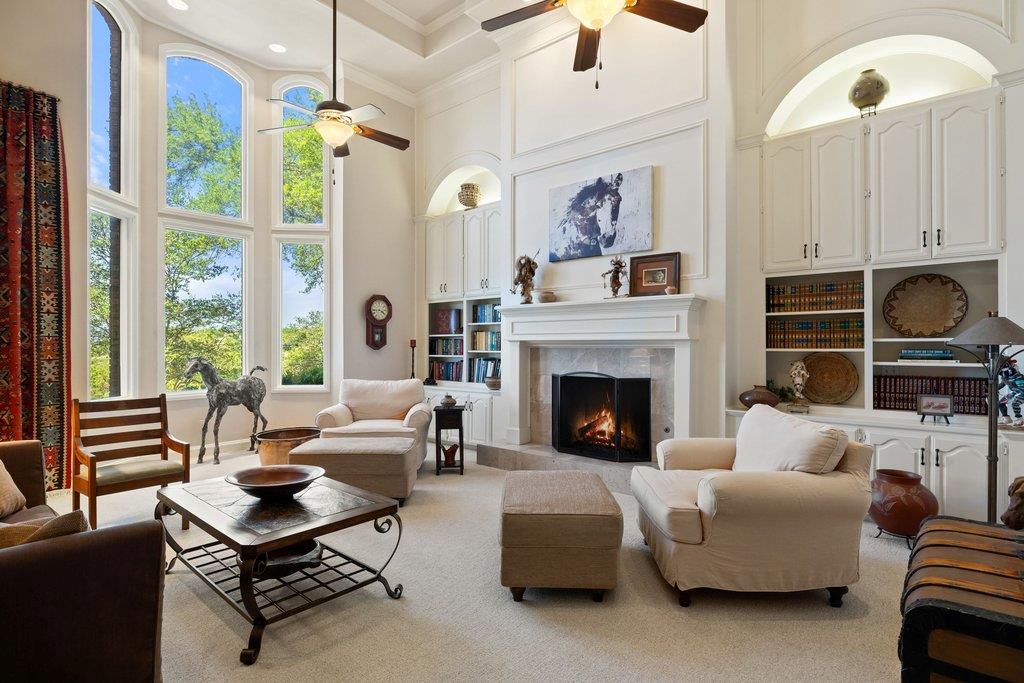 17 Cicero Ln, Austin, TX 78746