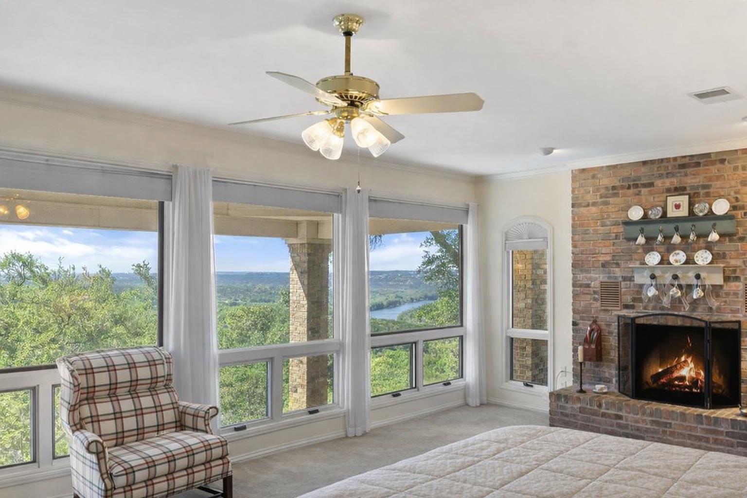 17 Cicero Ln, Austin, TX 78746