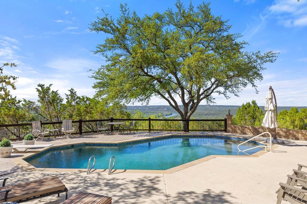 17 Cicero Ln, Austin, TX 78746