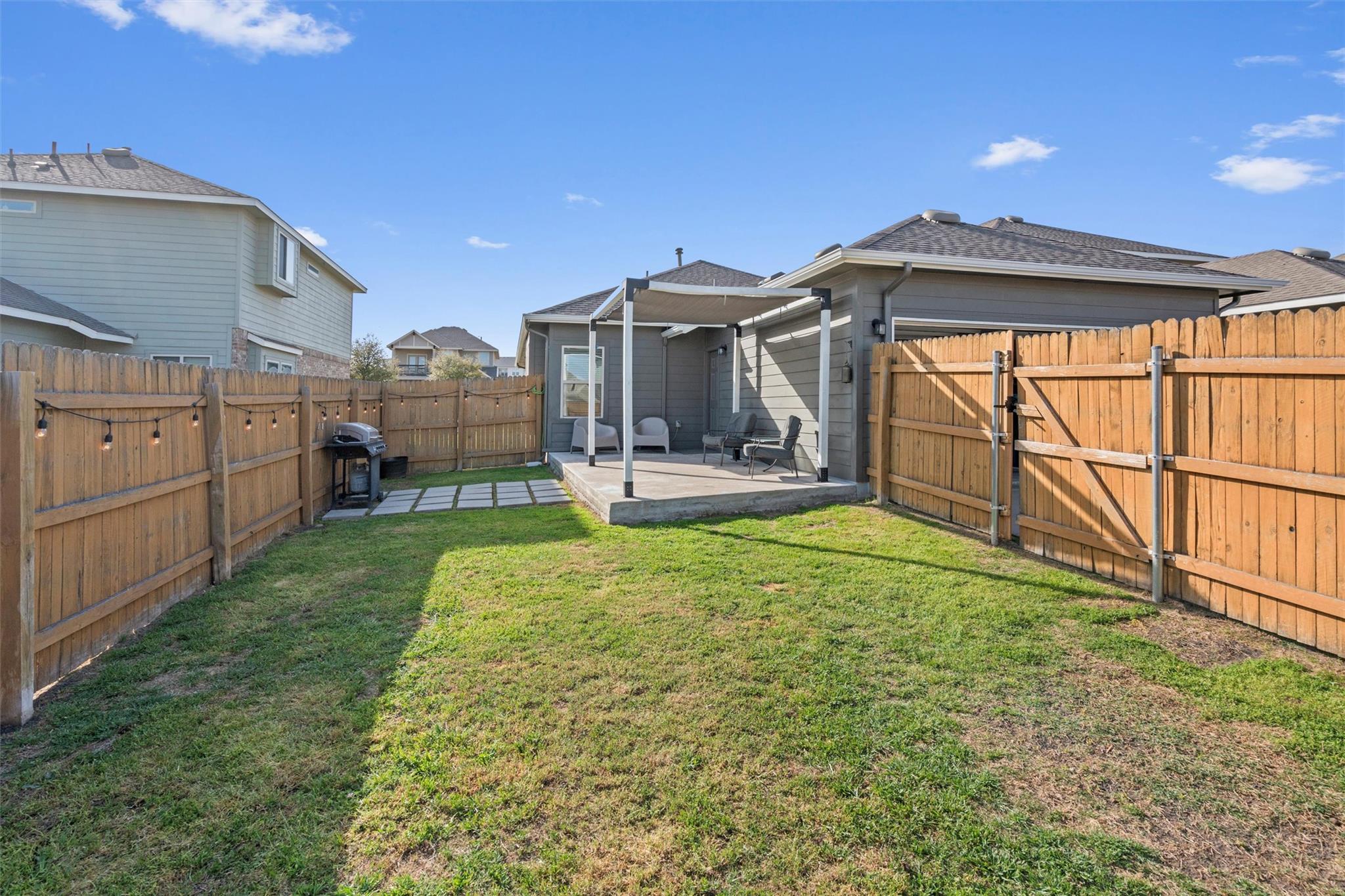 8144 Daisy Cutter Xing, Georgetown, TX 78626