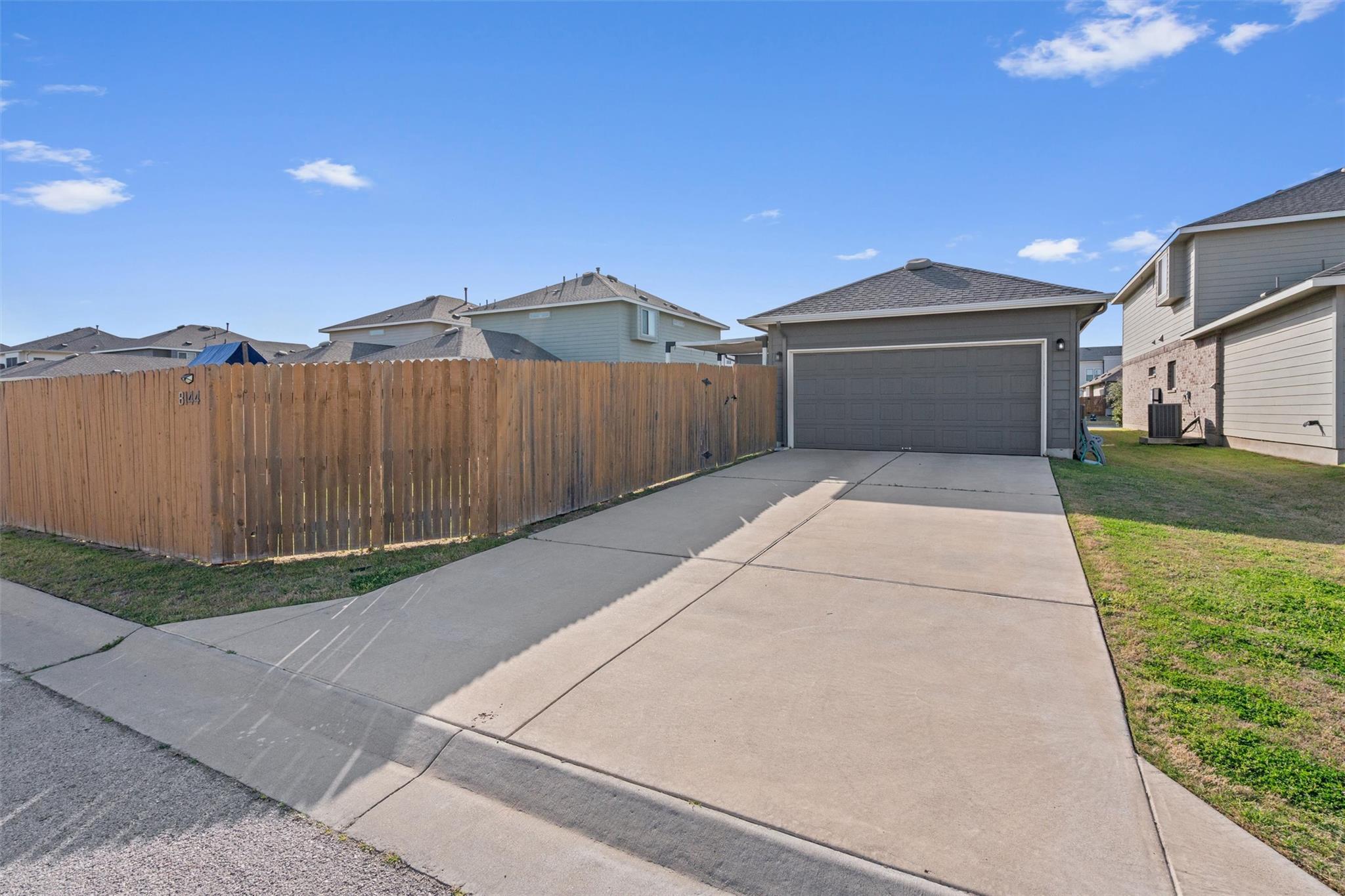 8144 Daisy Cutter Xing, Georgetown, TX 78626