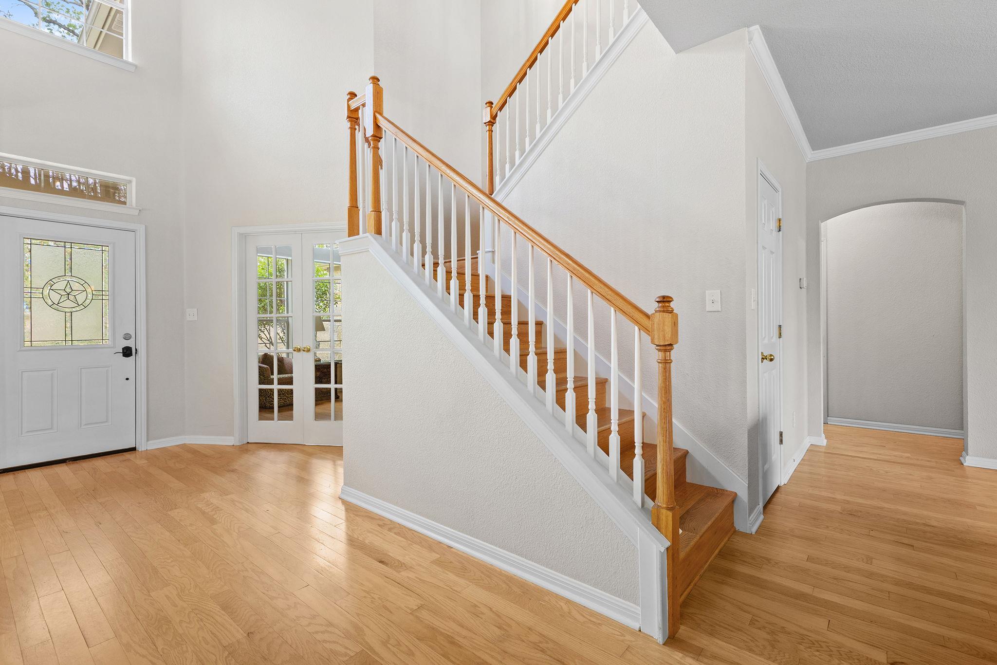 202 The Oaks Blvd, Elgin, TX 78621